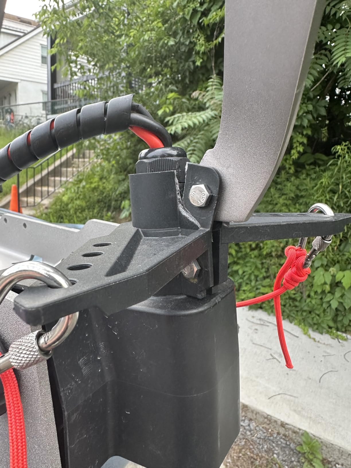 Newport NK300 Electric Kayak Motor - 3HP Equivalent, 36V Brushless Direct Drive, Extended Range up to 66 Miles, Whisper-Quiet Precision, and Optimized Efficiency customer photo 1