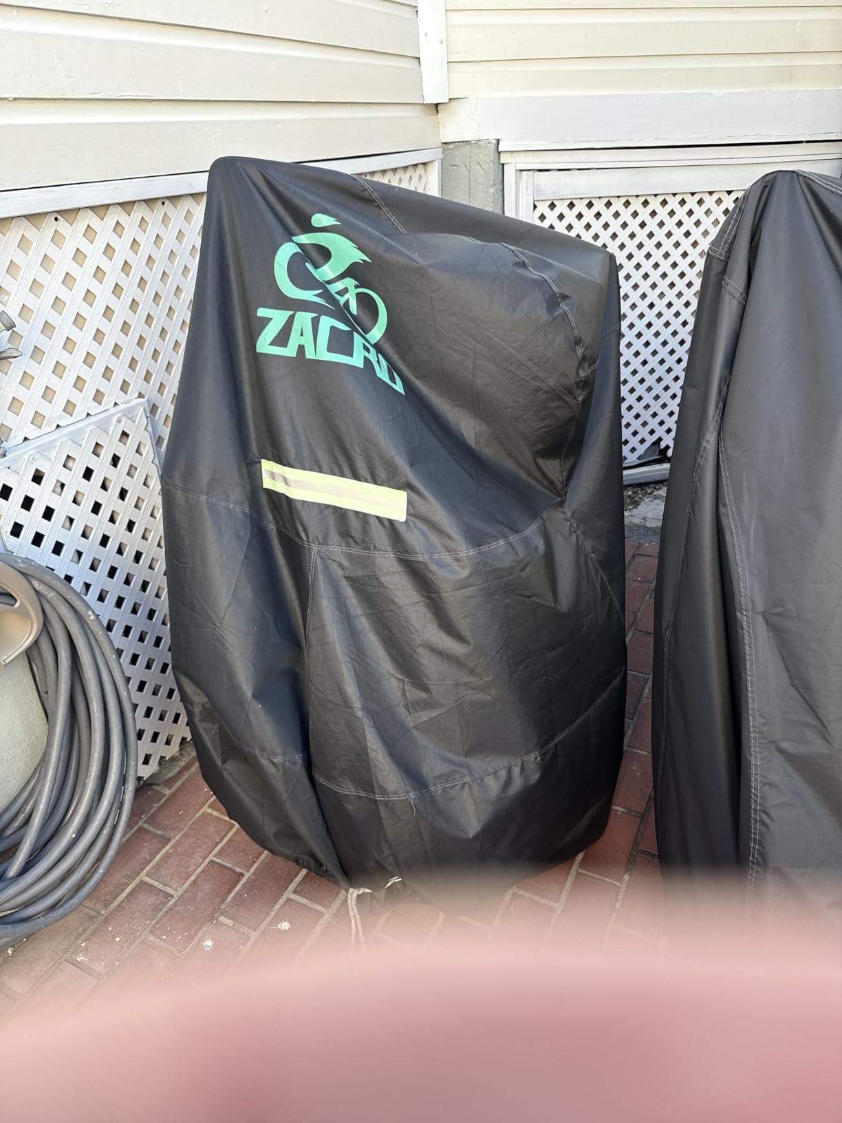Zacro 420D Heavy Duty Motorcycle Cover, Waterproof Outdoor All Weather UV Dust Snow Proof, Universal Fit for Harley Honda Yamaha Suzuki Scooter Dirt Bike | All Weather UV, Dust & Snow Protection, Fits Harley, Honda, Yamaha, Suzuki, Scooters and Dirt Bikes customer photo 1
