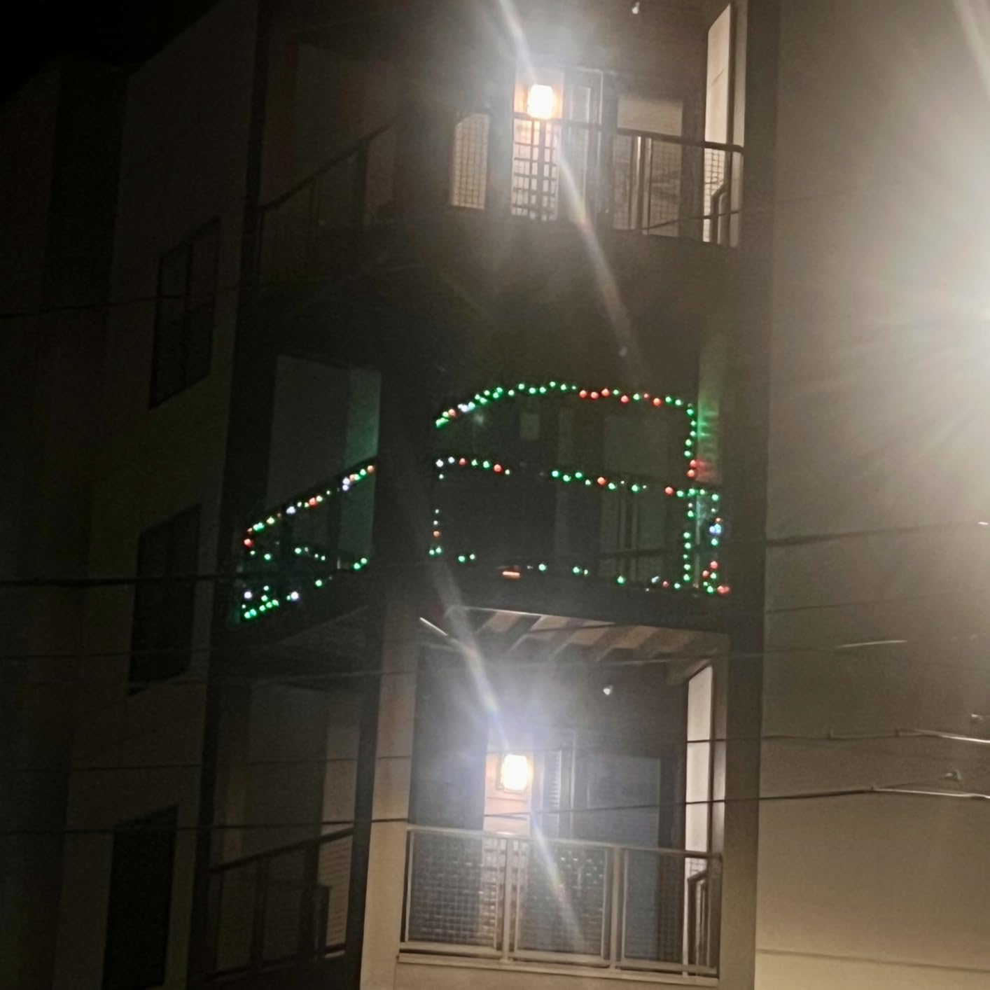 Dazzle Bright Smart Christmas String Lights, 98FT 300 LED RGB Color Changing String Lights with Remote & App Controlled, Halloween Decorations for Indoor Outdoor Holiday Xmas Tree Party Decor customer photo 2