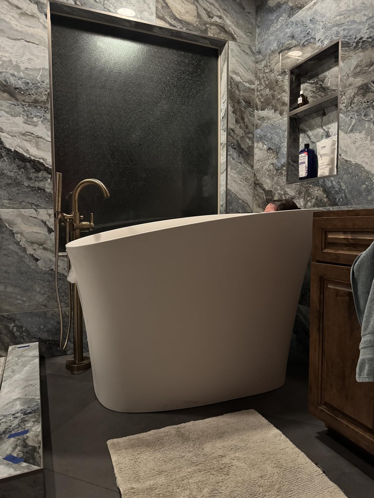 Japanese Deep Soaking Bathtub with Seat 51