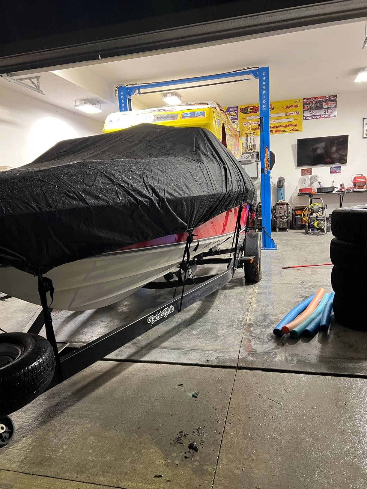 Trailerable Boat Cover 16-18.5ft, Waterproof Heavy Duty 1200D, V-Hull, Black | Double Thickened Corners, With Motor Cover, UV & Tear Resistant, Elastic Hem, Air Vents, Fit Bass Tracker Boat/Ski Boat/Fishing Boat customer photo 1
