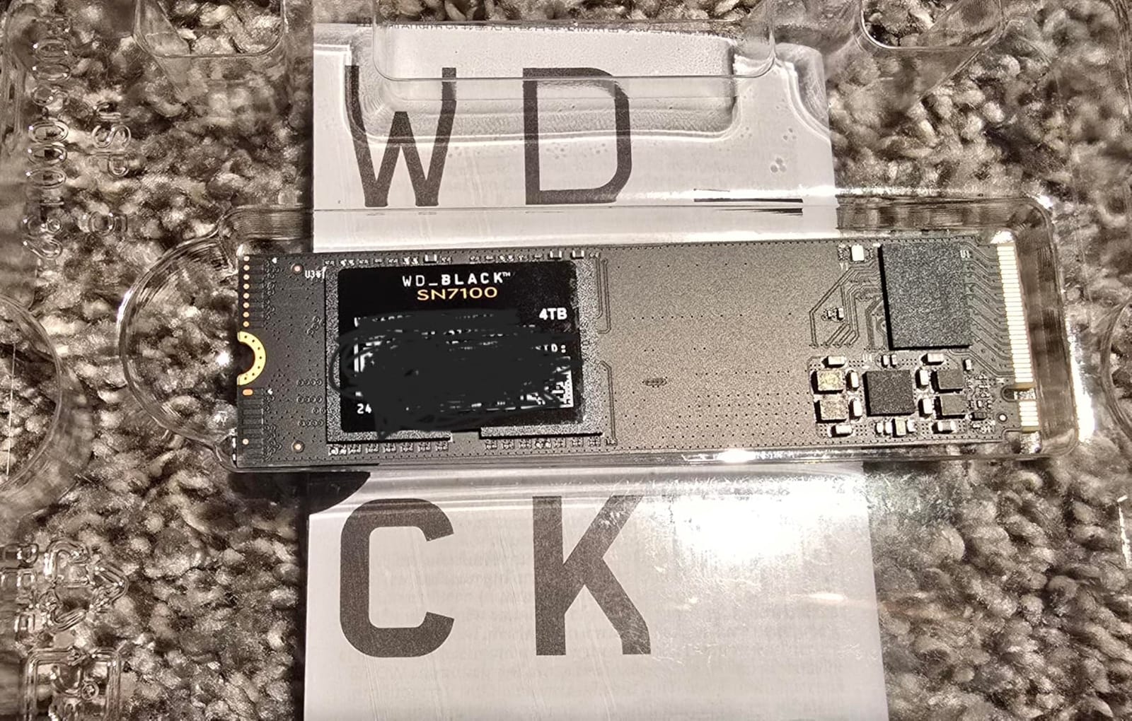 WD_Black SN7100 1TB NVMe SSD - Gen4 PCIe, M.2 2280, Up to 7,250 MB/s Read Speed, Up to 6,900 MB/s Write Speed, Next Gen TLC 3D NAND, for Laptops, Handheld Gaming Devices customer photo 1
