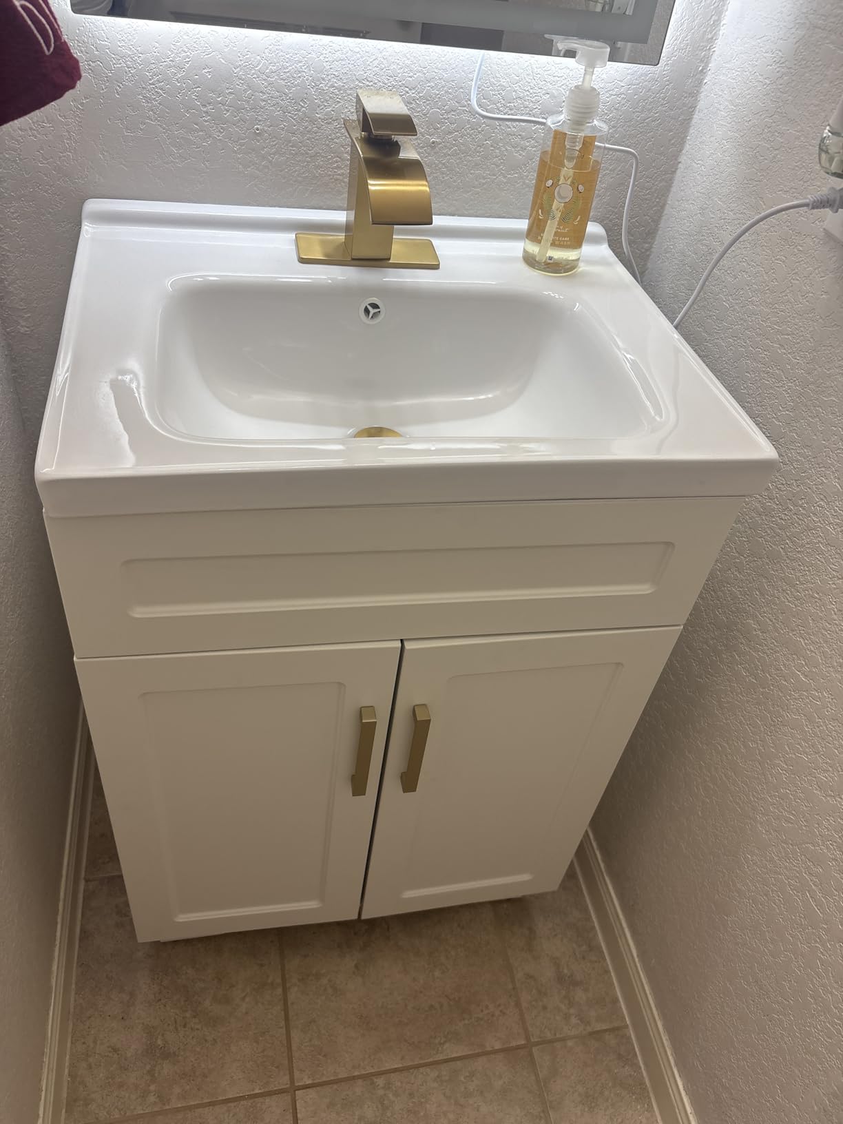 OLD CAPTAIN Bathroom Vanity with Ceramic Sink, 36 Inch Wall Mounted Bathroom Floating Vanity, Bathroom Sink Vanity with 2 Doors, Bathroom Vanity Cabinet, White customer photo 2