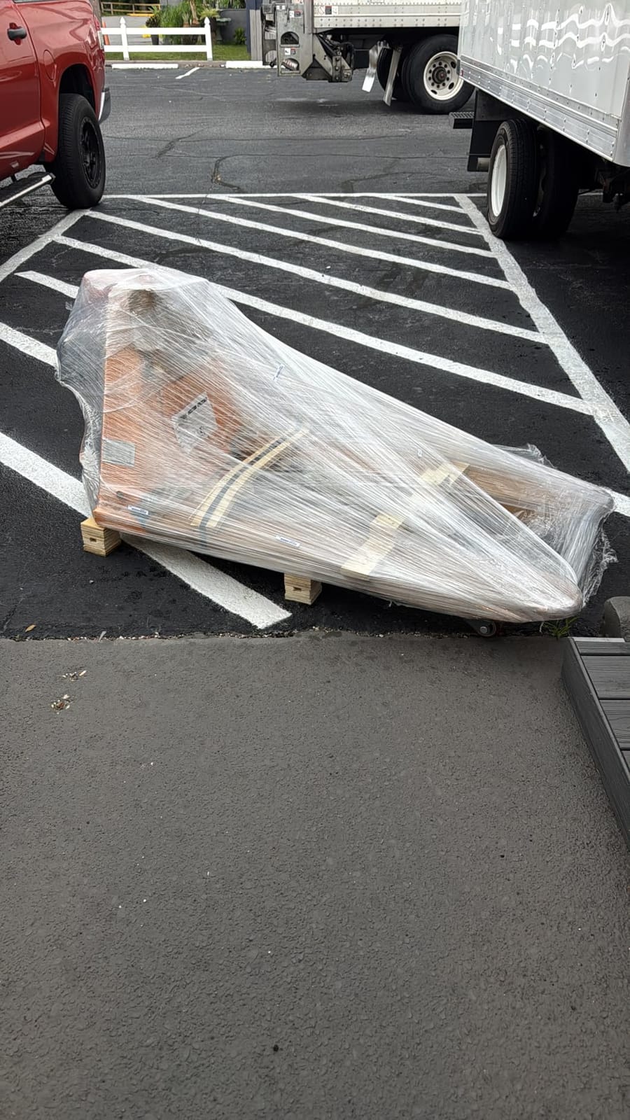 APOLLOLIFT Electric Pallet Jack, Li-Battery Powered Handling Pallet Truck customer photo 1