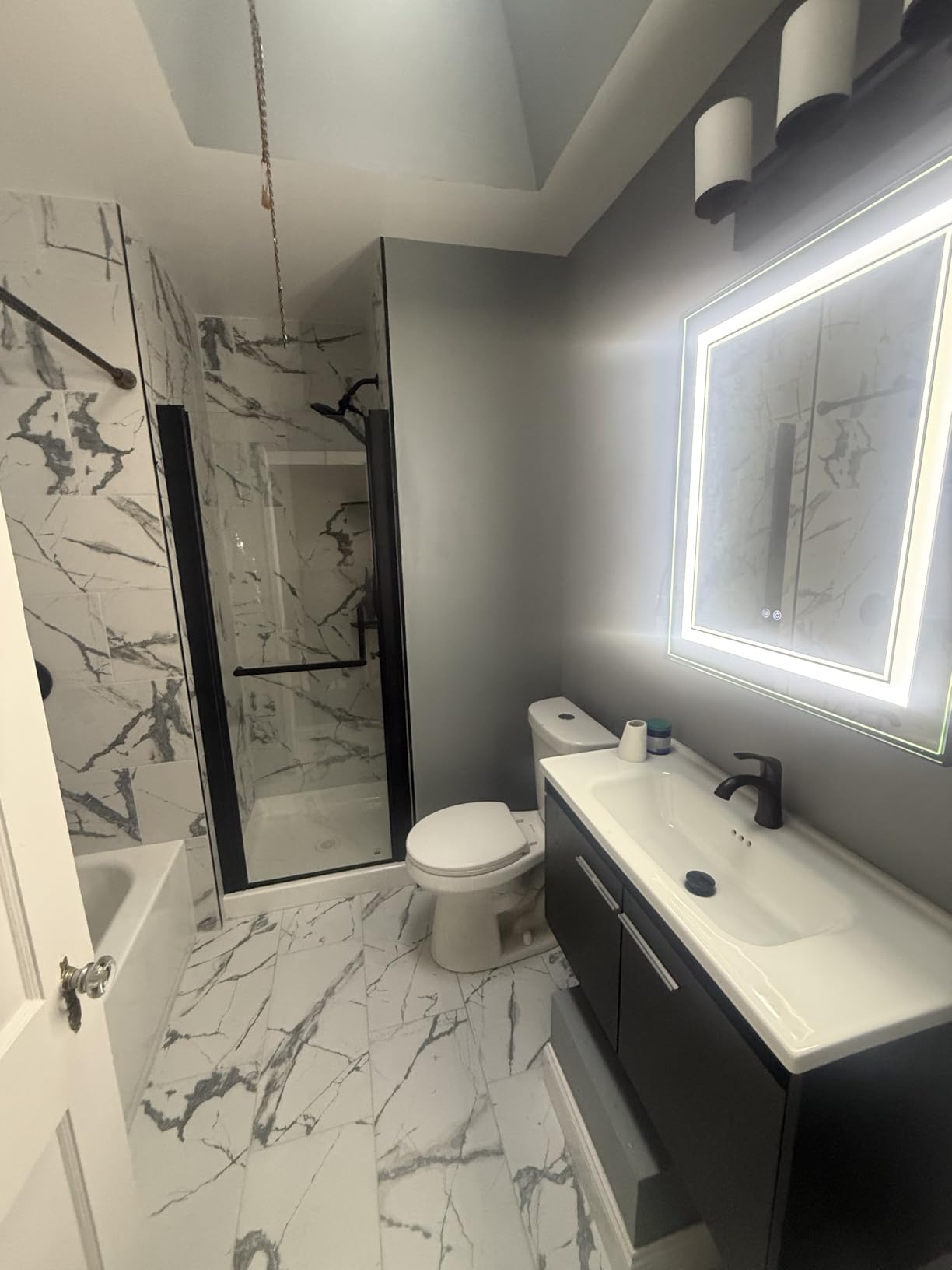 TokeShimi 20x26 Inch LED Medicine Cabinet White Frame, Medicine Cabinet with Lights, 3-Color Lighted Medicine Cabinet Mirror for Bathroom, Anti-Fog, Tempered Glass, Outlets, Wall-Mounted/Recessed customer photo 1