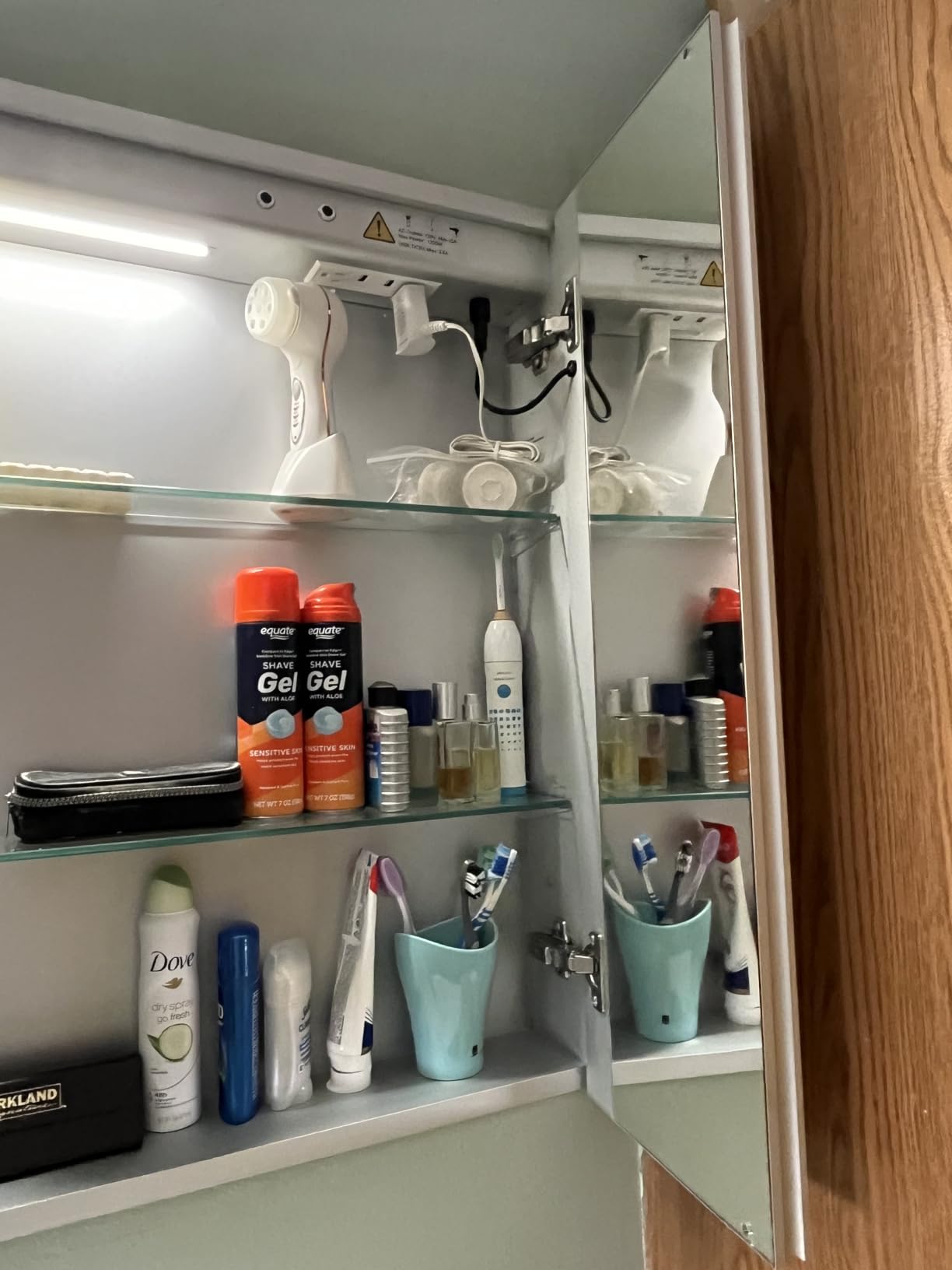 24x32 Inch Medicine Cabinet with Lights, AL Alloy Frame, Plug-in or Hardwired, Recessed or Wall Mount, 3 Colors/Dimmable/Interior Sensor Light/Defog, 2 Outlets & USBs, 3 Shelves (Right Hinge) customer photo 2