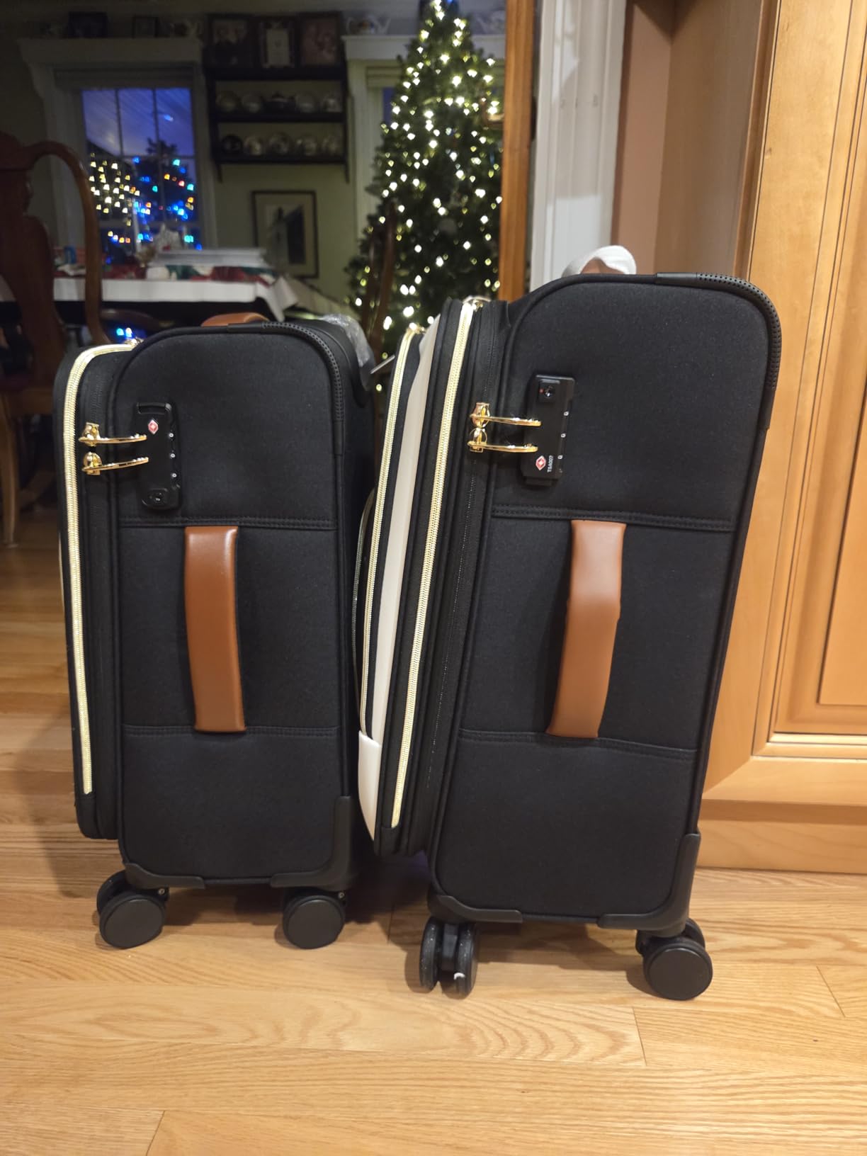 LOVEVOOK Carry on Luggage 22x14x9 Airline Approved with Garment Folder & Spinner Wheels, 20 Inch Large Rolling Carry-on Suitcase customer photo 2