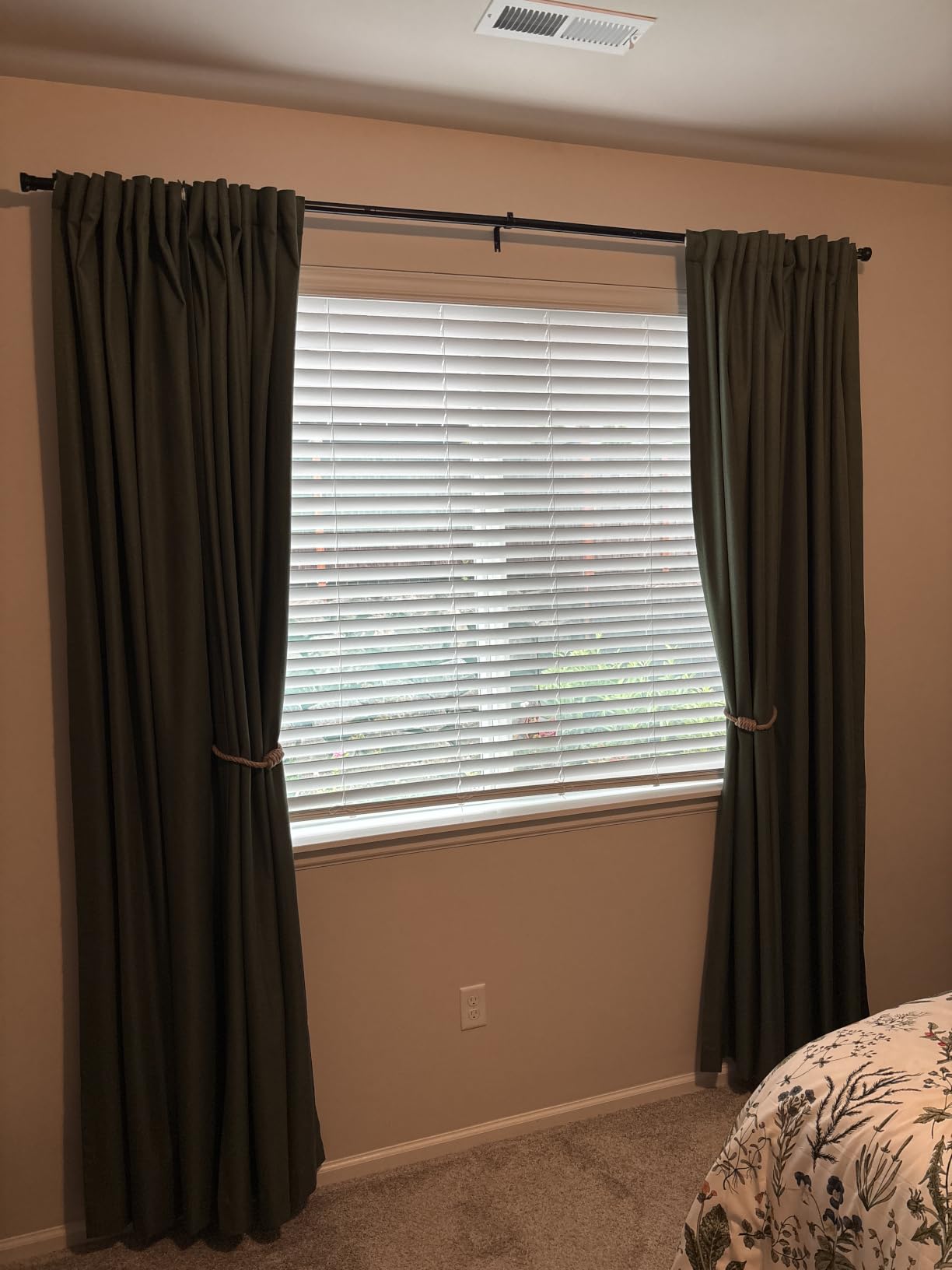 YaFex Curtain Rods 32-144 Inch, Heavy Duty 1 Inch Adjustable Curtain Rod for Windows, Black Extra Long Window Treatment Rods, Modern Design, Easy Installation customer photo 1