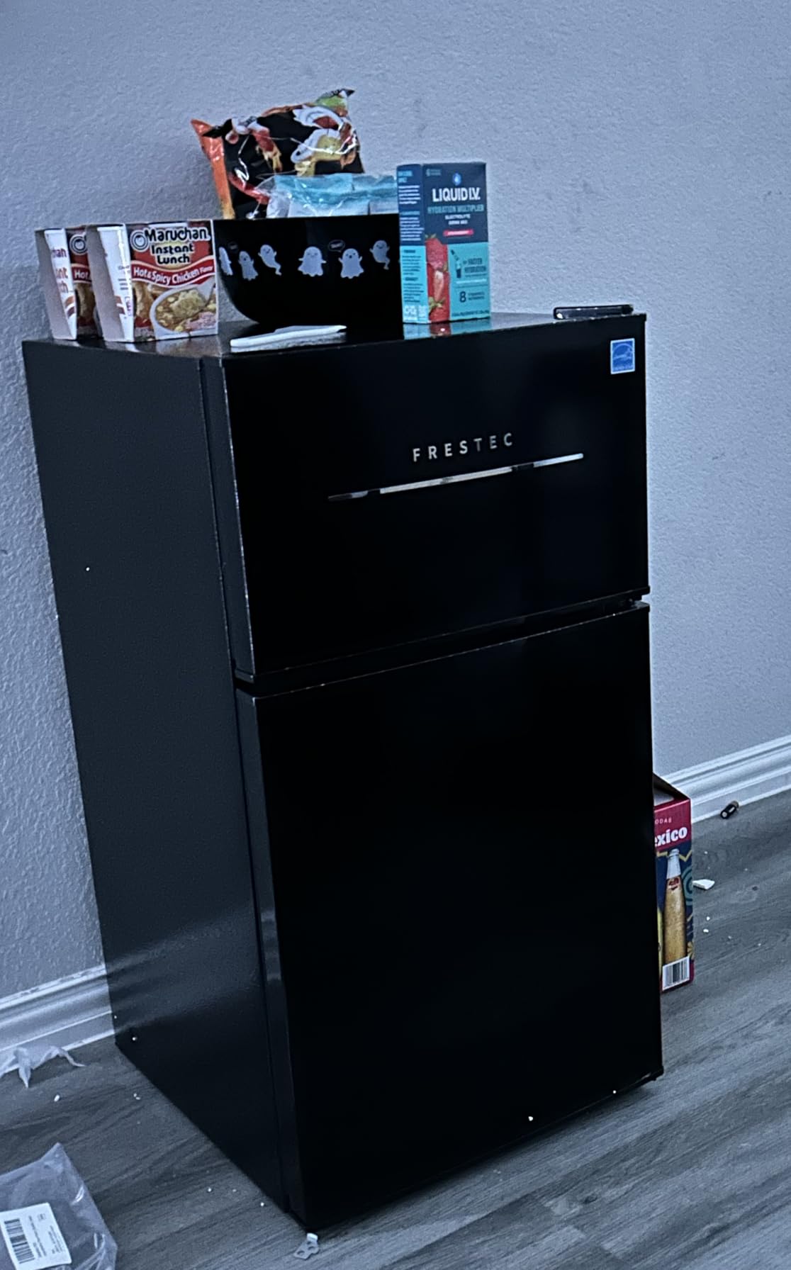 Mini Fridge with Freezer 3.2 Cu.Ft. 2 Door Refrigerator and Freezer Small Fridge for Bedroom Home Office Dorm, Small Drink Chiller, 37 dB Low Noise, Stainless Steel customer photo 1