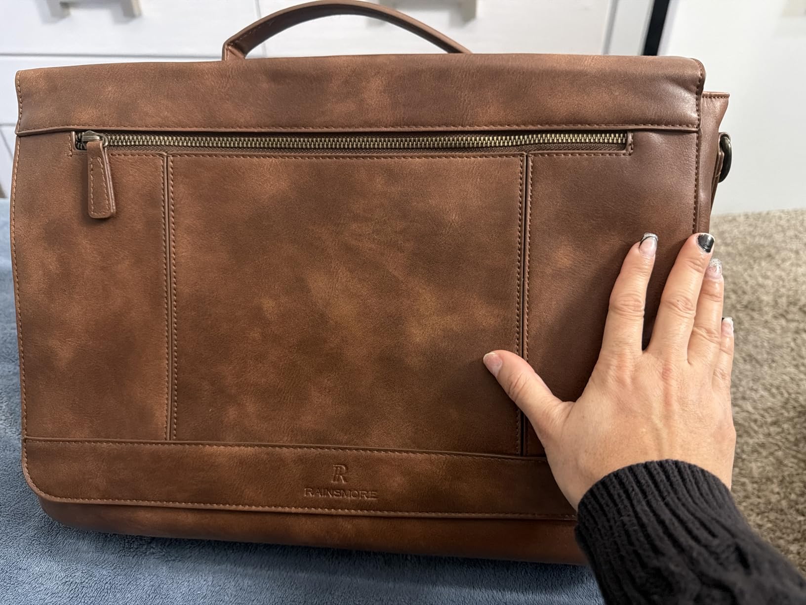 RAINSMORE Leather Messenger Bag for Men 15.6 Inch Laptop Bag Vintage Briefcase Large Computer Bag Satchel Shoulder Bag For College, Work, Business, Office, Brown customer photo 2