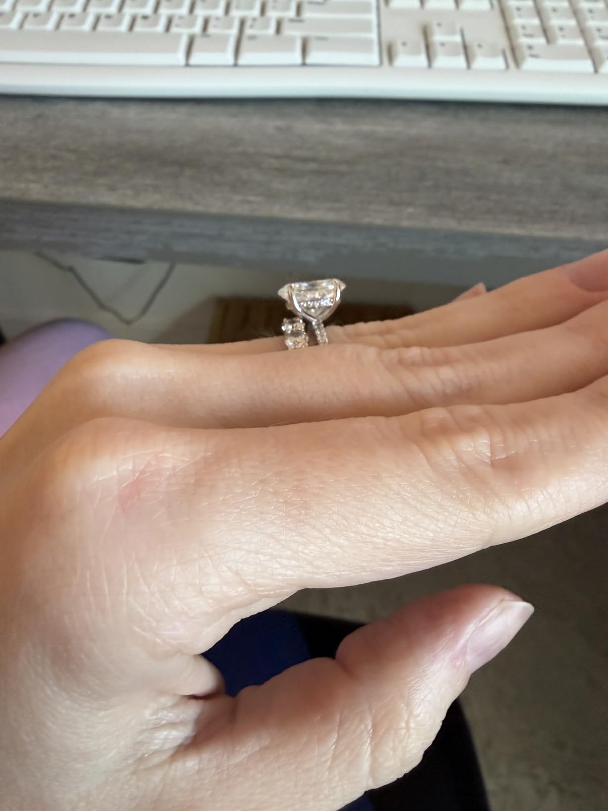 Effinny Sterling Silver 3.5ct Oval Moissanite Engagement Ring for Women customer photo 1