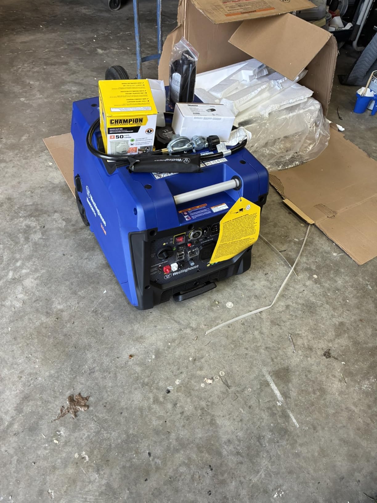 Westinghouse 8200 Peak Watt Tri-Fuel Portable Inverter Generator, Remote Electric Start, Transfer Switch Ready, Gas, Propane, Natural Gas, Low THD, Safe for Electronics, Parallel Capable, CO Sensor customer photo 1