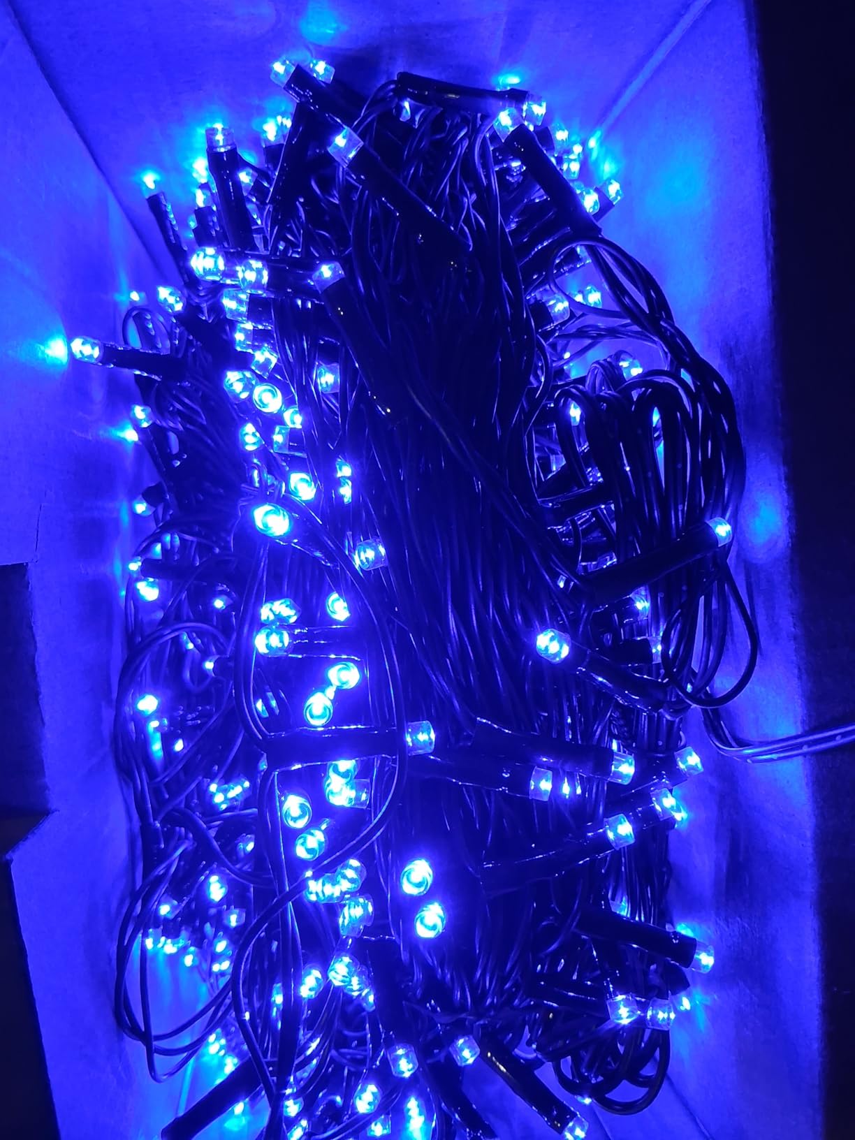 Permanent Outdoor Lights 250FT RGBIC LED Smart LED Lights, App/Remote Control IP68 Waterproof for Holiday Decor, 50 Scene Modes, DIY Lights Color Lighting Timing for Christmas Halloween Party customer photo 1