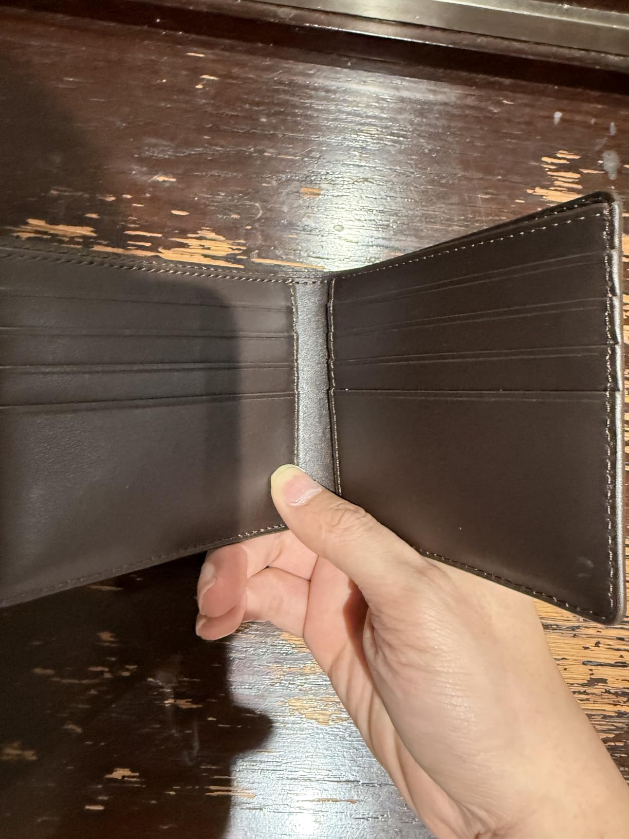 Full-Grain Leather Wallet for Men, Minimalist Slim Mens Bifold RFID Blocking Wallet with Cash Pocket, 8 Card Slots (Dark Brown) customer photo 2