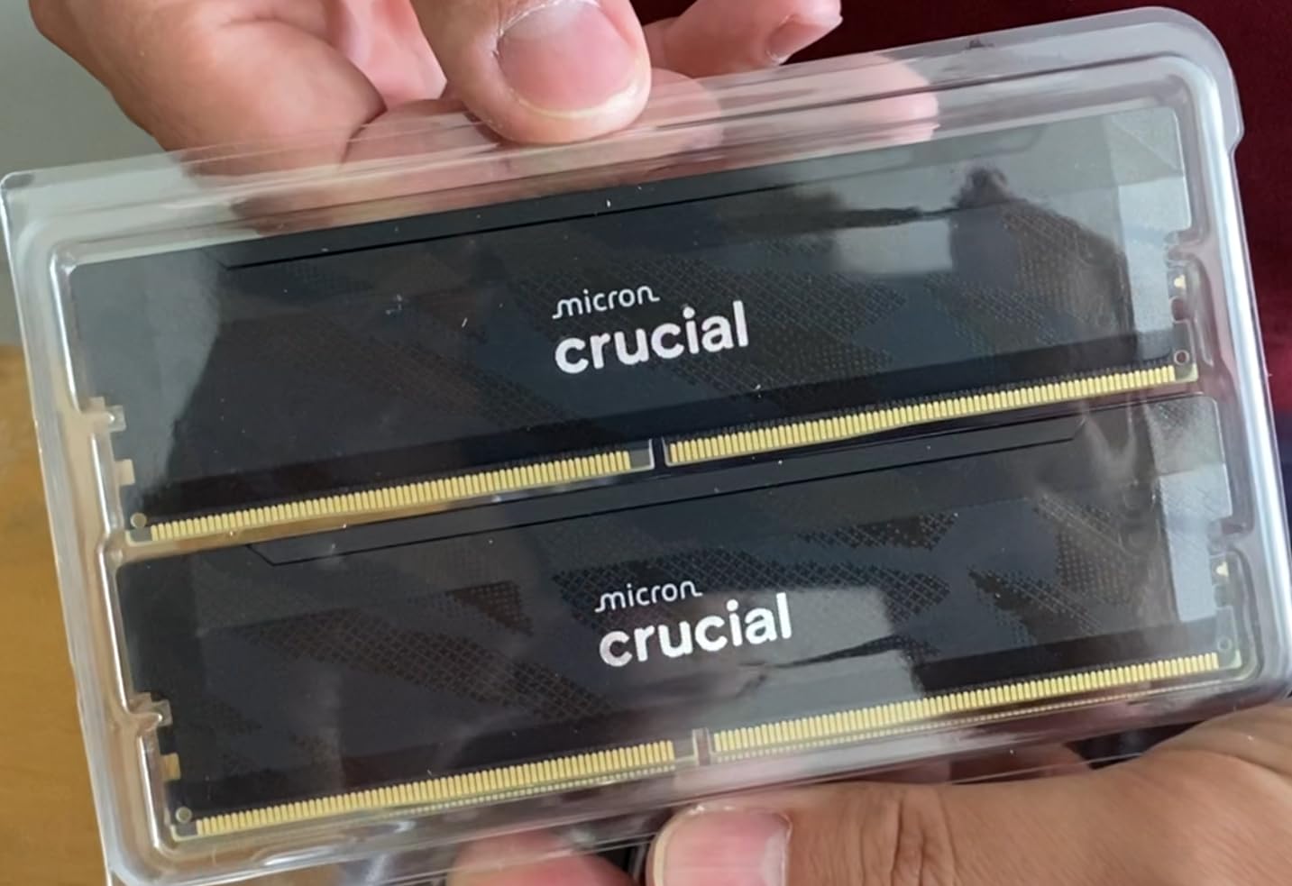 Crucial Pro DDR5 RAM 32GB Kit (2x16GB), 6400MHz CL32, Overclocking Desktop Gaming Memory, Intel XMP 3.0 & AMD Expo Compatible, Black - CP2K16G64C32U5B customer photo 1
