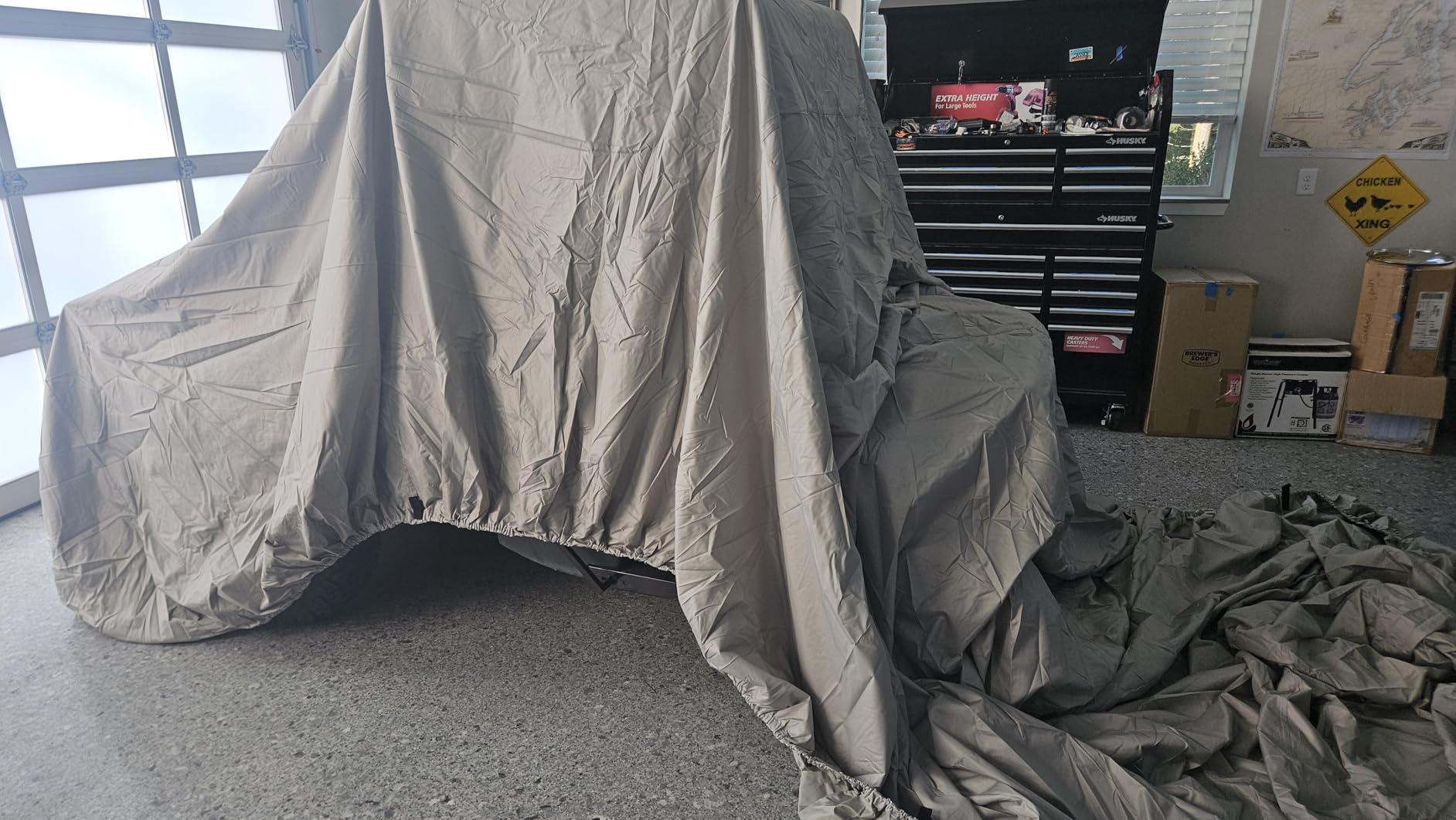 KEMIMOTO Pontoon Boat Cover 21-24ft, Heavy Duty UV Resistant Waterproof Oxford Fabric, Trailerable Pontoon Cover with 15 Adjustable Tie Down Straps, Black customer photo 1