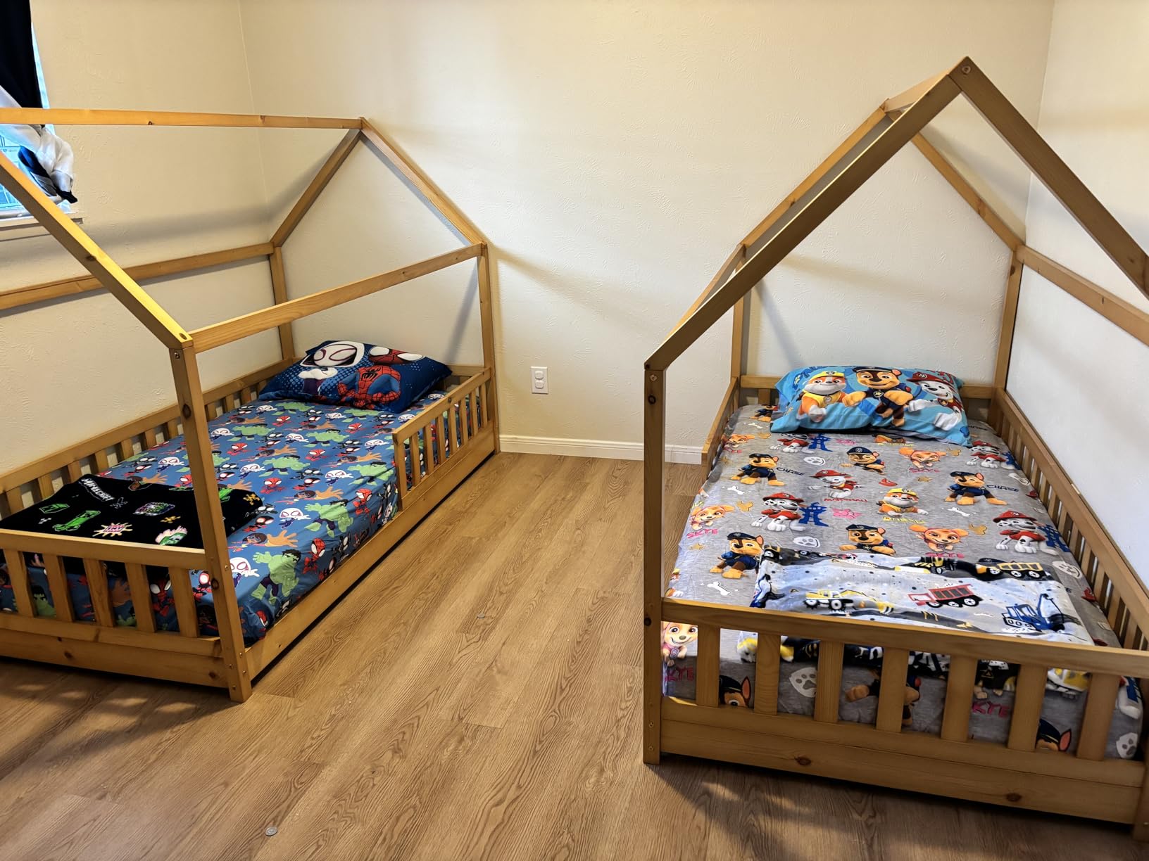 Jocisland Twin Size House Bed for Kids, Natural Wood customer photo 1