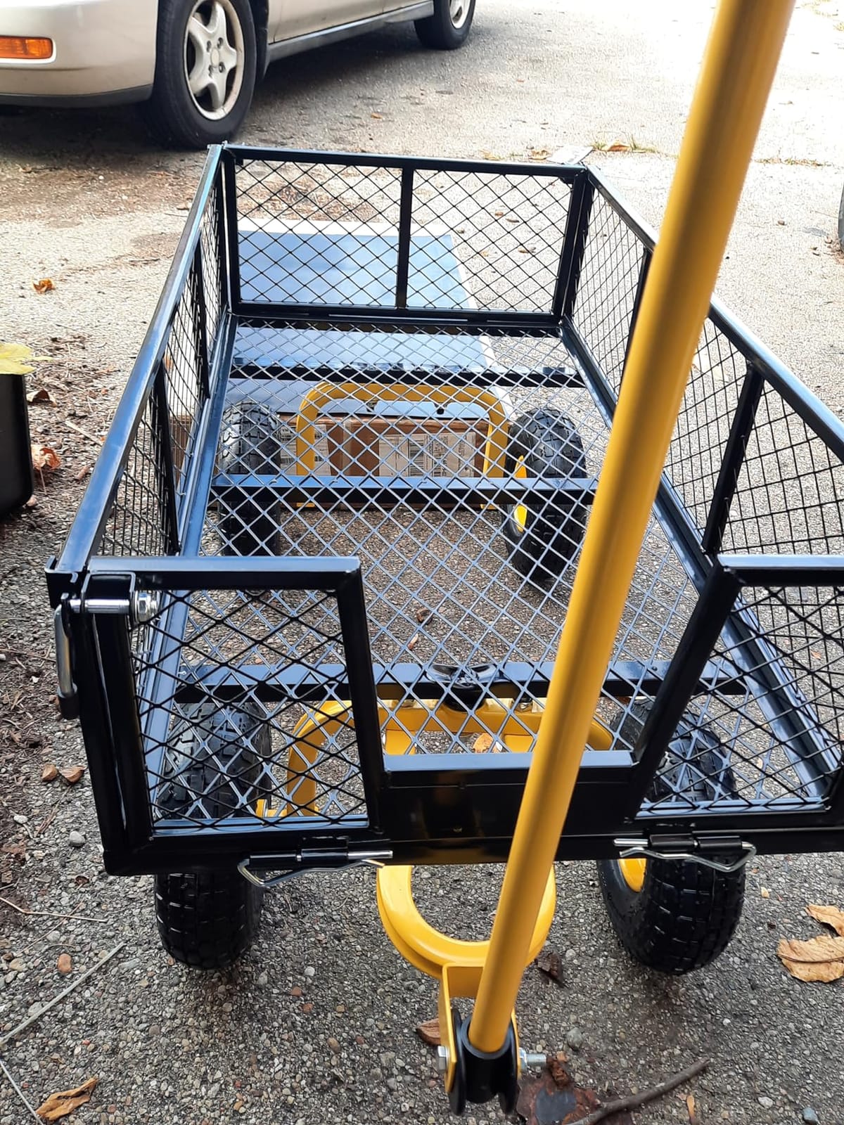 VEVOR 500 LBS Steel Garden Cart with Work Seat, Heavy Duty Garden Wagon Cart on Wheels, Outdoor Metal Utility Yard Wagon Gardening Stool customer photo 1