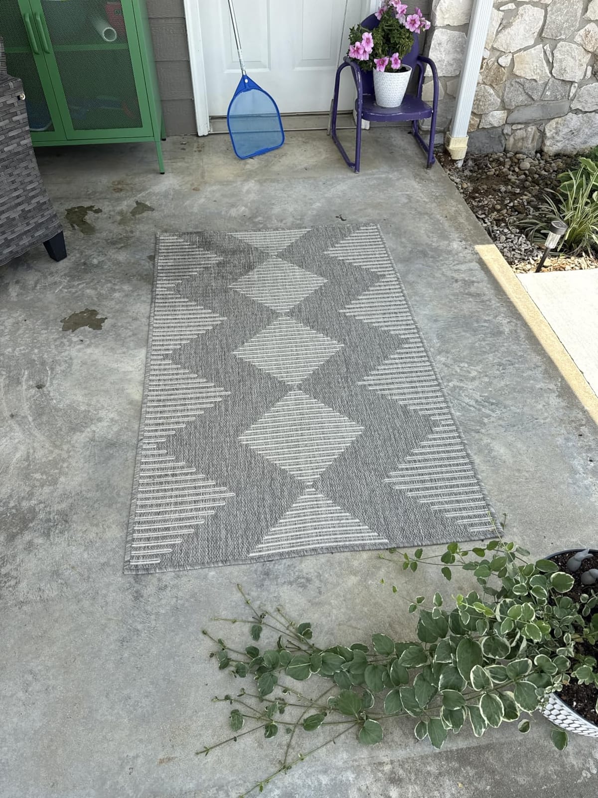 MontVoo-Outdoor Rug Carpet Patio Rug 5x7 ft Polypropylene Indoor Outdoor Rugs for Patio Deck Balcony Porch, Textured Weave, Durable for High Traffic, Fade-Resistant, Boho Geometric Neutral Brown customer photo 2