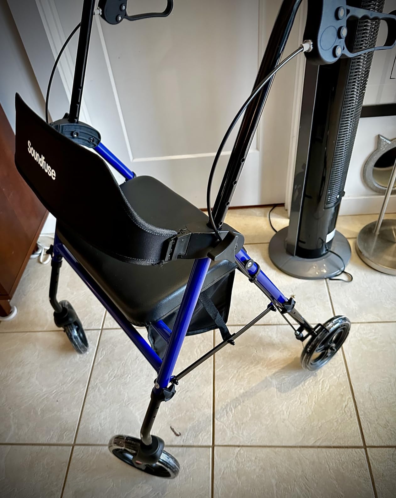 soundfuse Foldable Rollator Walkers for Seniors with 16