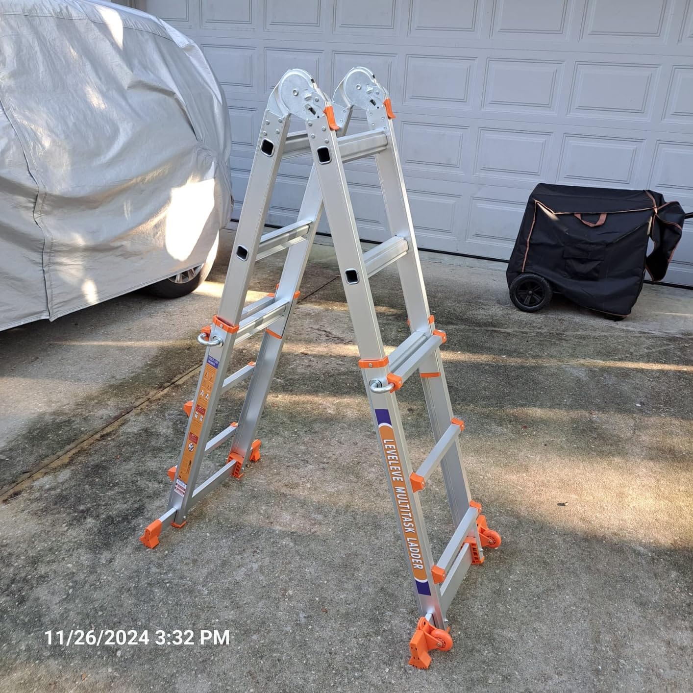 LEVELEVE Telescoping A Frame Ladder, 17FT Multi Position Ladder with Stabilizer Bar & Wheels, 330 lbs Security Load for Stairs Home Indoor Outdoor Roof customer photo 1