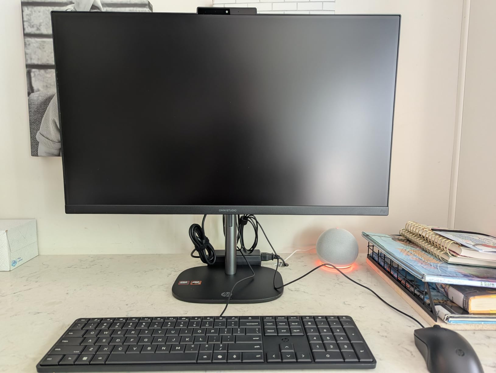 HP OmniStudio 27 inch All-in-One Desktop Next Gen AI PC, FHD Display, AMD Ryzen AI 7 445, 16 GB RAM, 512 GB SSD, AMD Radeon 840M Graphics, Windows 11 Home, Jet Black, 27-cw0102 (2026) customer photo 1