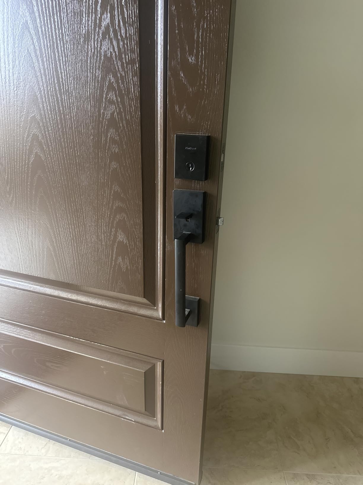 Kwikset San Clemente Front Door Lock Handle and Deadbolt Set, Entry Door Handleset Exterior with Interior Reversible Lever, Matte Black, Pick Resistant SmartKey Rekey Deadbolt Security customer photo 1