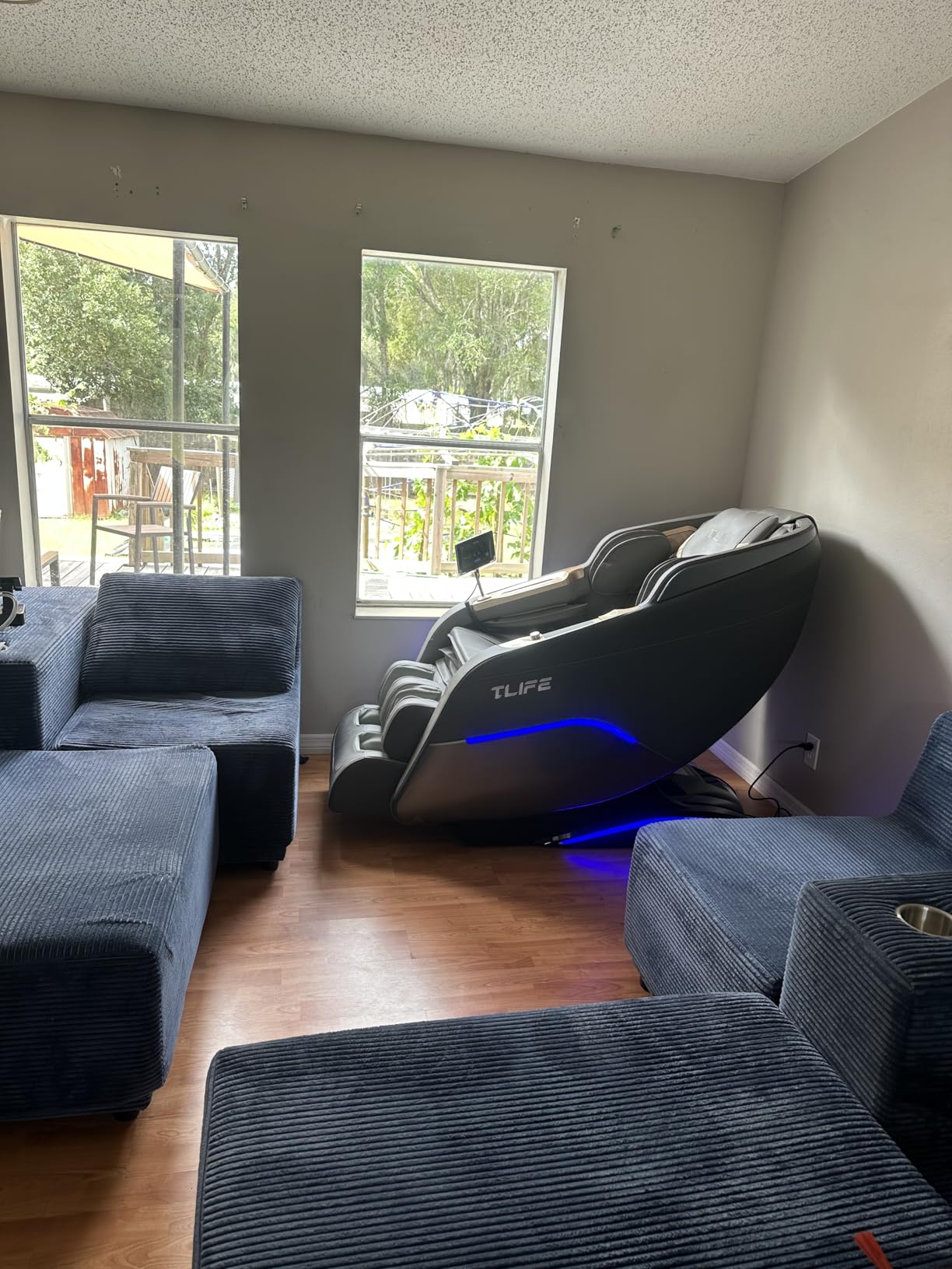 TLIFE Massage Chair Full Body 160° Zero Gravity SL-Track, 12 Modes, Grey | Full-Body Airbags, Body Scan, 6 Massage Techniques, Foot Roller, LCD Touchscreen, No Assembly, Lumbar & Calf Heat for Seniors customer photo 1