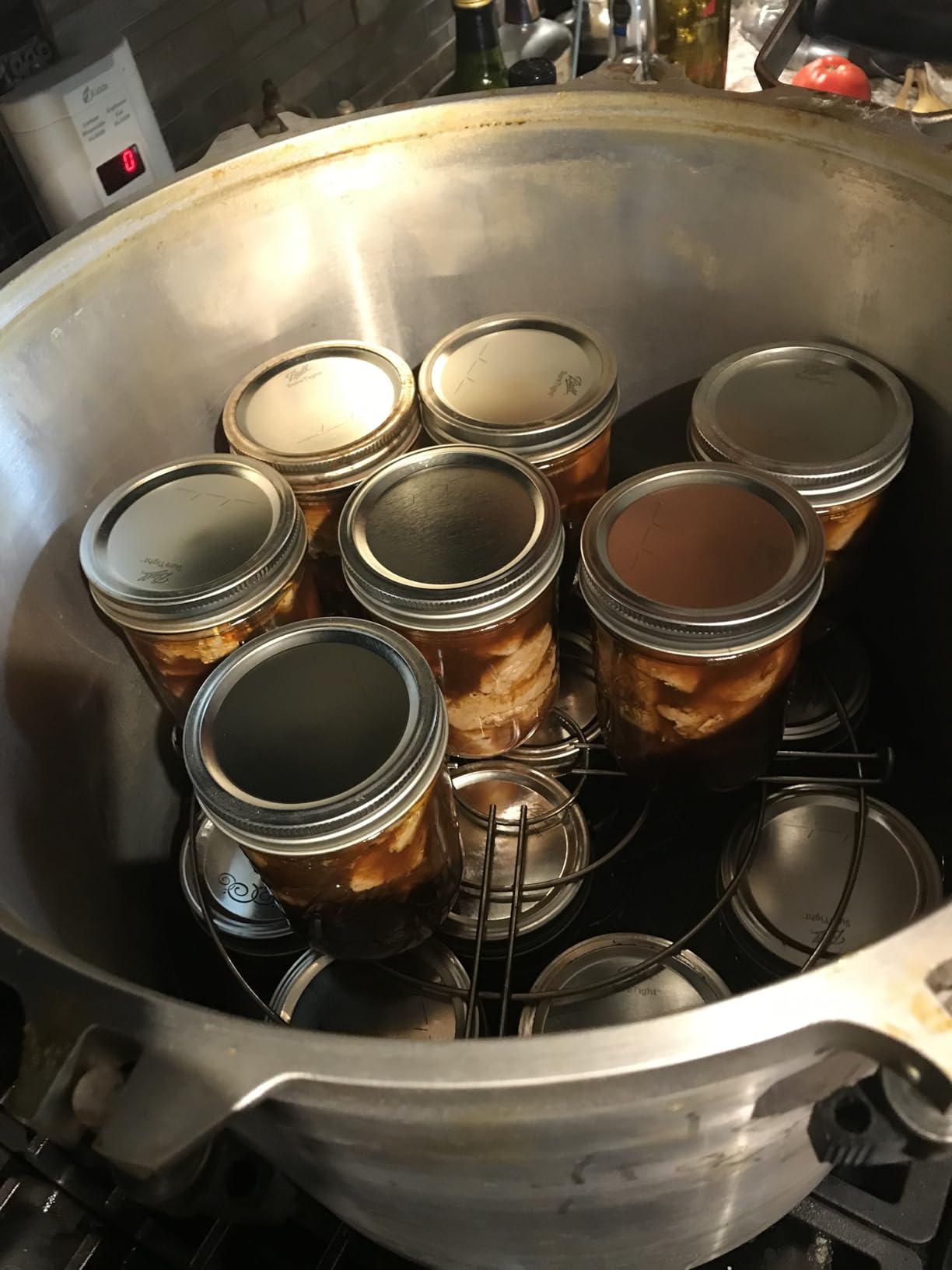 All American 1930: 15.5qt Pressure Cooker/Canner (The 915) - Exclusive Metal-to-Metal Sealing System - Easy to Open & Close - Suitable for Gas, Electric, or Flat Top Stoves - Made in the USA customer photo 1
