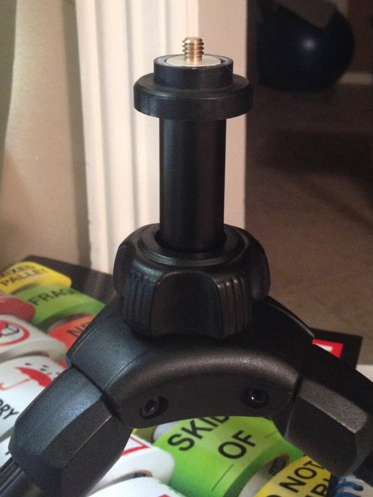 Vanguard VS-82 Table Top Tripod, Black customer photo 1