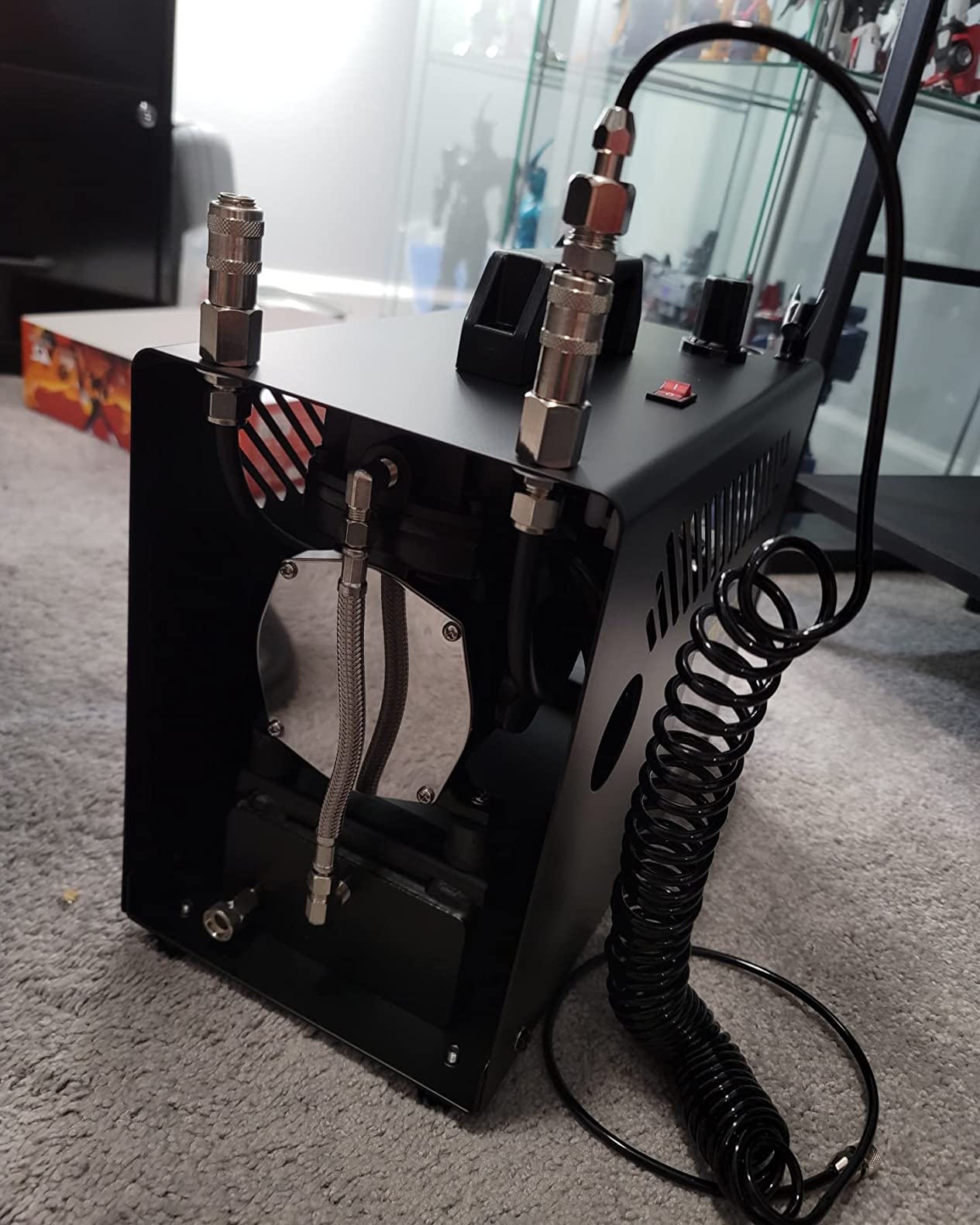 Iwata Power Jet Pro Dual Airbrush Compressor with 2L Air Tank, Dual Regulators, Auto Shut-Off Technology, 1-50 PSI Adjustable Output, Includes Hoses & Airbrush Adapters. 110-120V 60Hz customer photo 1