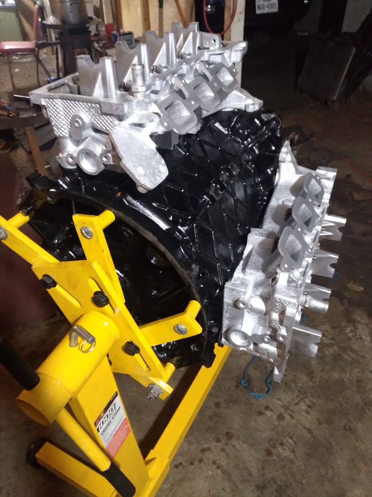 Performance Tool W41025 1000 lbs. Rotating Vehicle Engine Stand customer photo 2