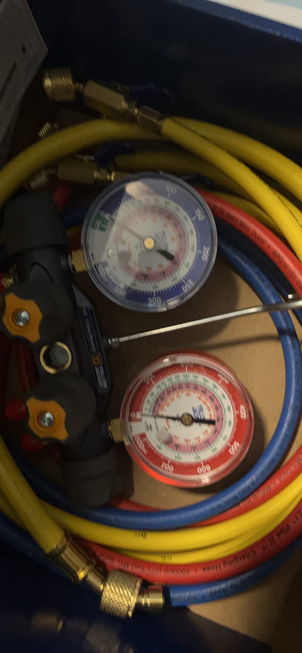 Yellow Jacket 49968 Charging Manifold, customer photo 1