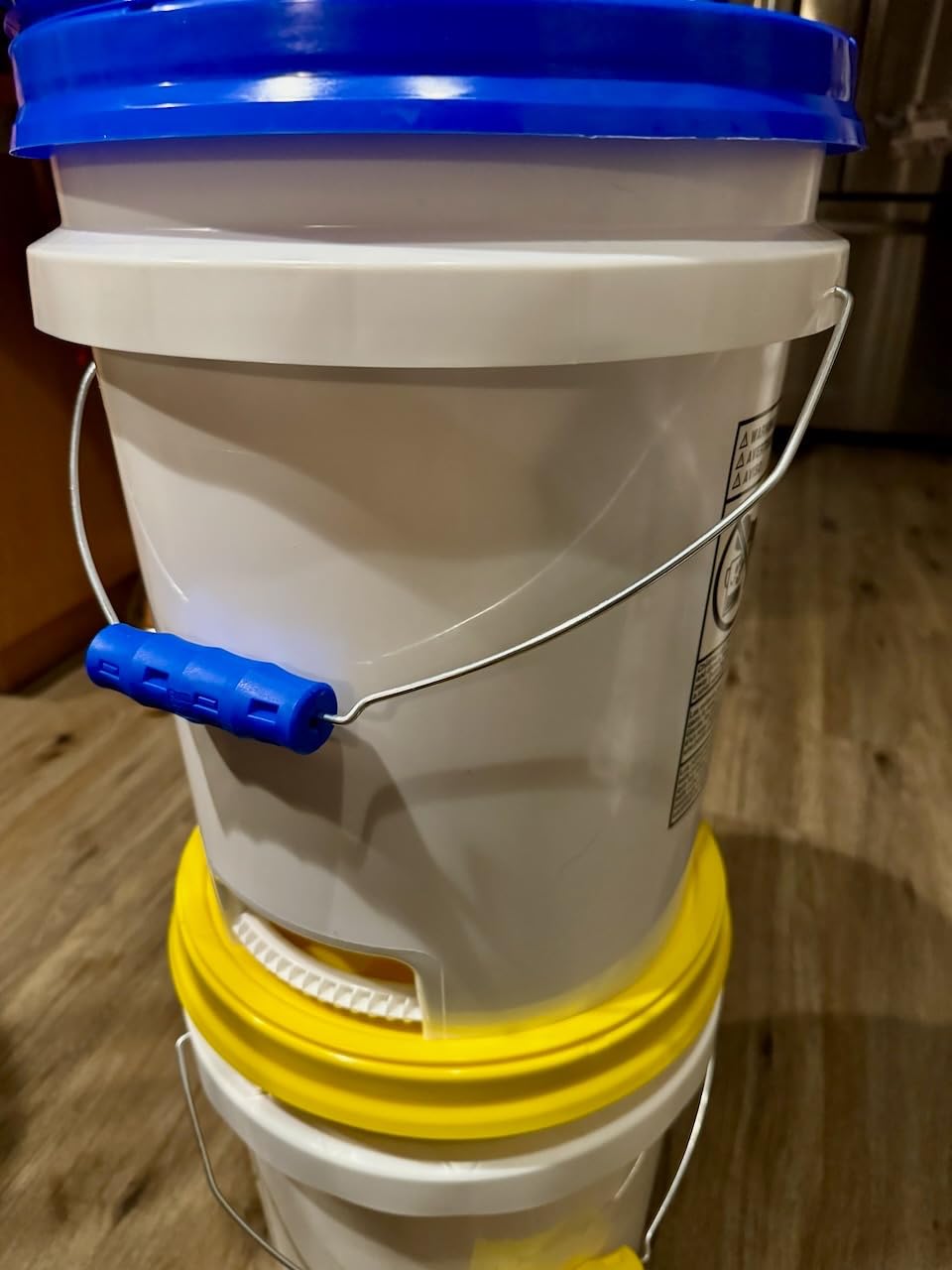 Gamma2 Gamma Seal Lid – Turn your standard utility bucket into an airtight storage container – Fits a 3.5 to 7 Gallon Bucket - Blue, Made in USA customer photo 2