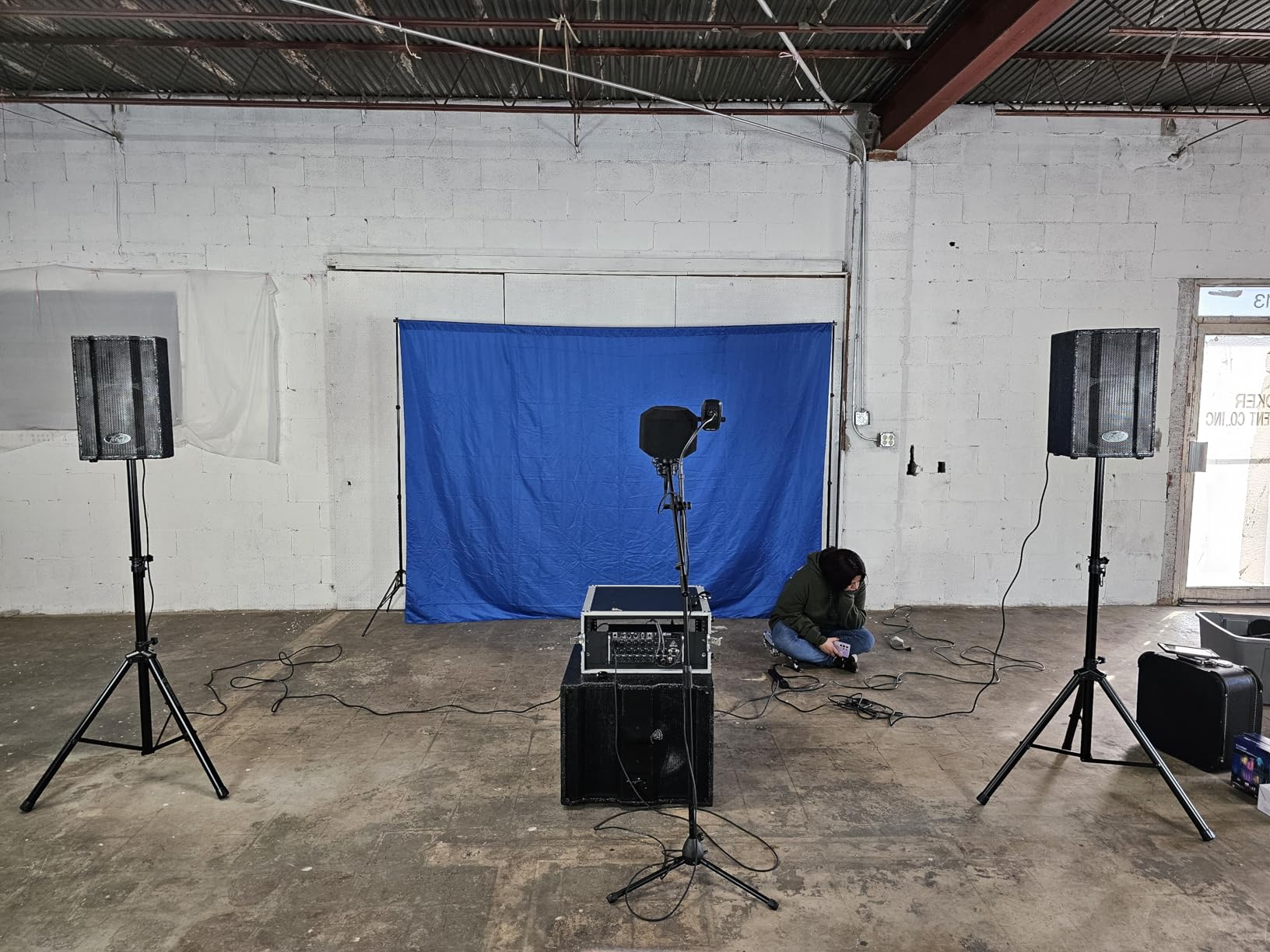 Rockville RVES1 Pair Adjustable Tripod PA Speaker Stands with Carry Bag customer photo 1
