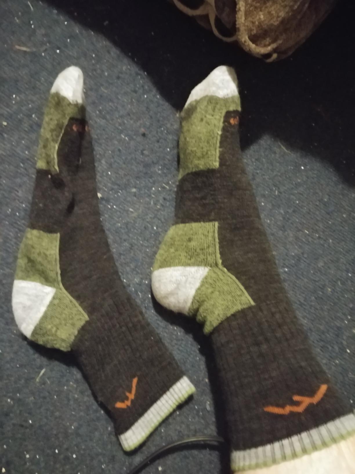 Darn Tough Vermont Men's Hiker Midweight Micro Crew Sock customer photo 2