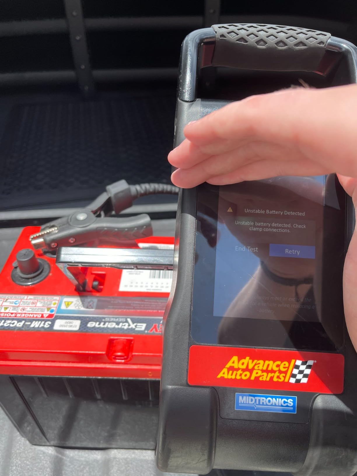 FOXWELL BT705 Car Battery Tester 24V 12V, Alternator and Load Tester customer photo 1