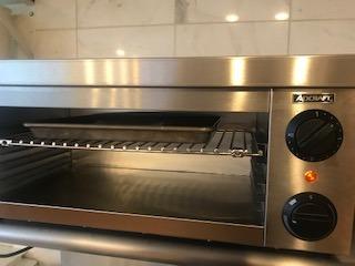 Adcraft CHM-1200W Electric Cheesemelter, 24