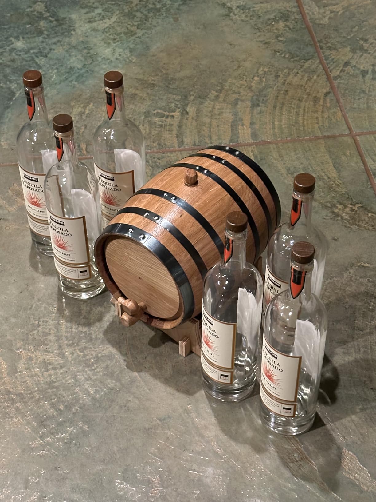 2 Liter Oak Aging Barrel with Wood Stand, Bung & Spigot - Mini Whiskey Barrels for The Home Alcohol Distiller, Moonshiner & Winemaker - Age Cocktails, Bourbon, Whisky, Tequila, Rum, Mead Wine (2L) customer photo 1