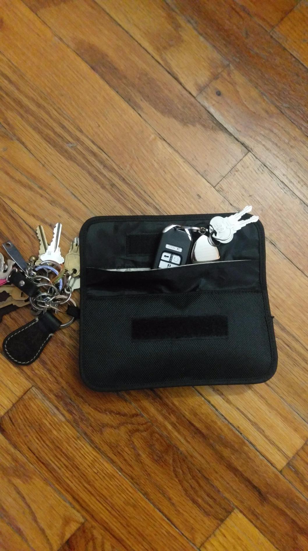 Wisdompro Faraday Bag, RFID Signal Blocking Bag for Phones and Car Keys customer photo 2