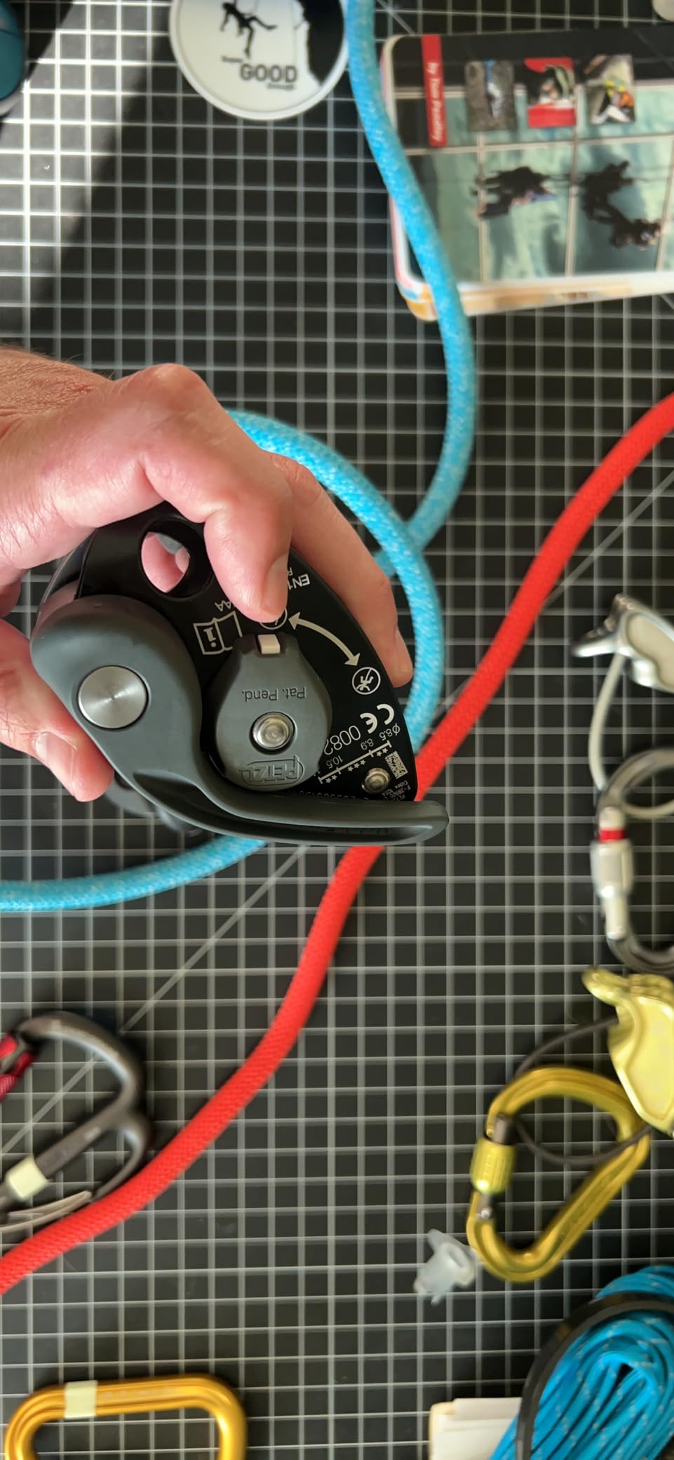 PETZL GRIGRI+ Rock Climbing Belay Device | With Cam-Assisted Blocking & Anti-Panic Handle, Suitable for Learners & Intensive Use customer photo 1