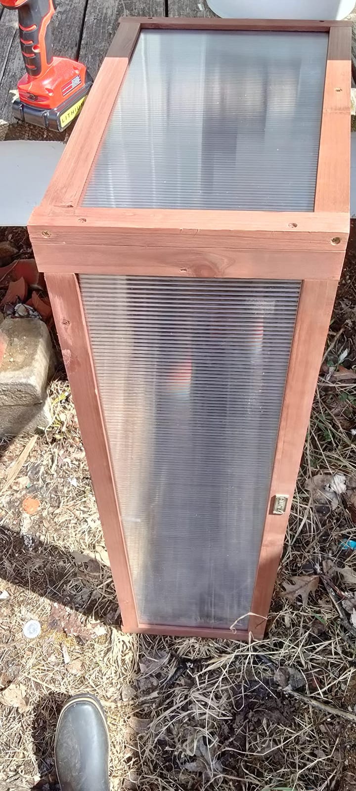 GIANTEX Wood Cold Frame with Flip-Top Roof, Mini Greenhouse 37''×25''×16'' customer photo 1