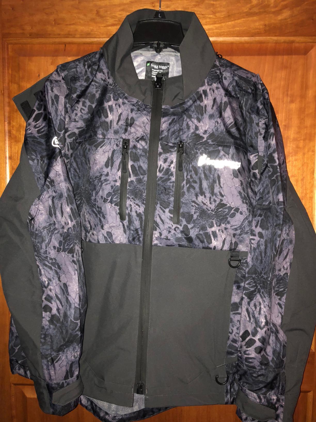 Men's Pilot 2 Guide 3-Layer Waterproof Breathable Rain Jacket customer photo 1