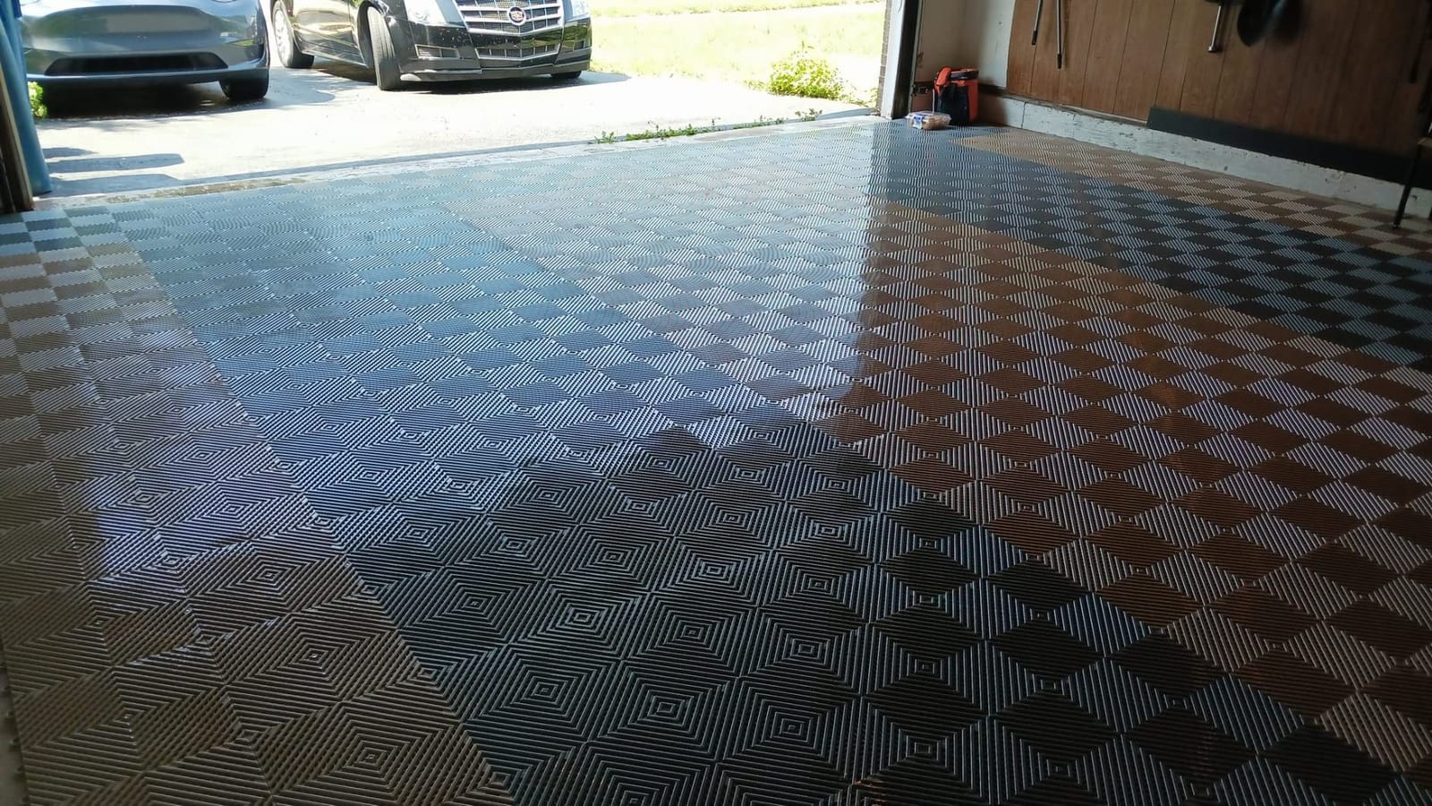 Nitro Tiles Vented by FlooringInc 12