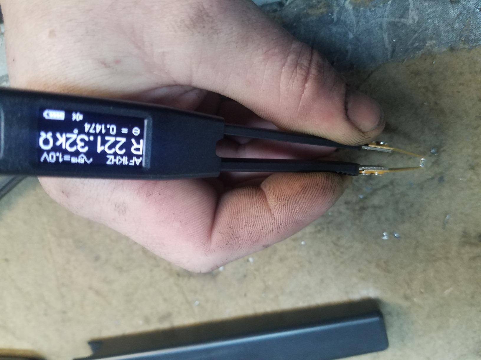 Pro1 Plus - 100KHz LCR Meter with 0.1% Accuracy/LED Tester/ESR Meter/Smart SMD Tweezers customer photo 1