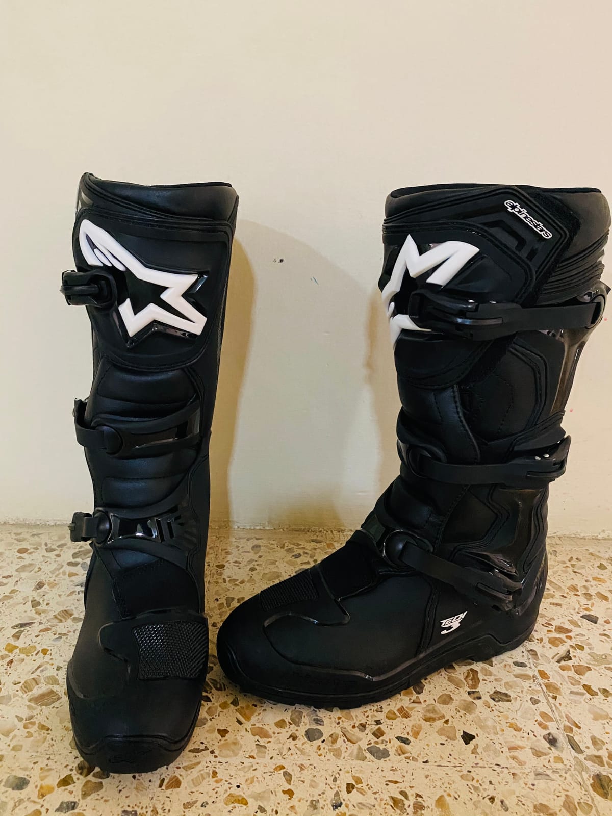 Alpinestars Tech 3 Enduro Motorcycle Boots, High-Performance Motocross Protection, Durable Design with Advanced Grip, CE-Certified Off-Road Comfort & Safety customer photo 1