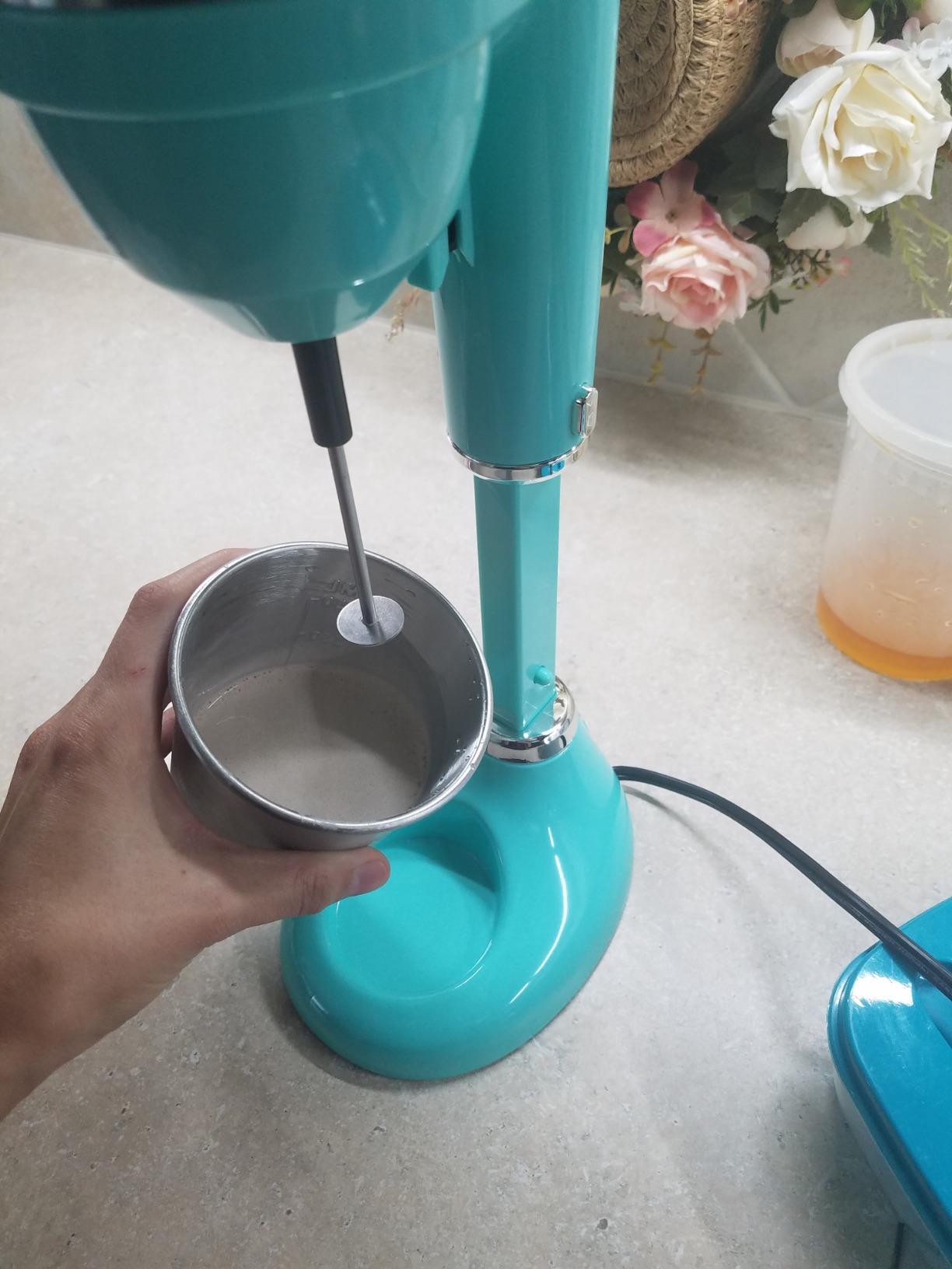 Brentwood Classic Milkshake Maker, 15 oz, Turquoise,SM-1200B customer photo 1