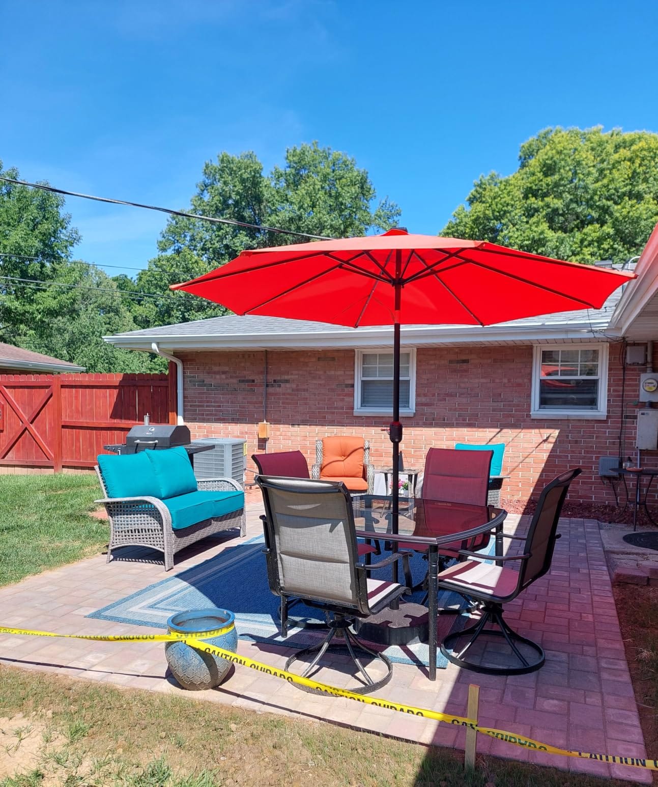 Sunnyglade 9' Solar LED Patio Umbrella, 8 Ribs, Tilt & Crank (Light Tan) customer photo 1