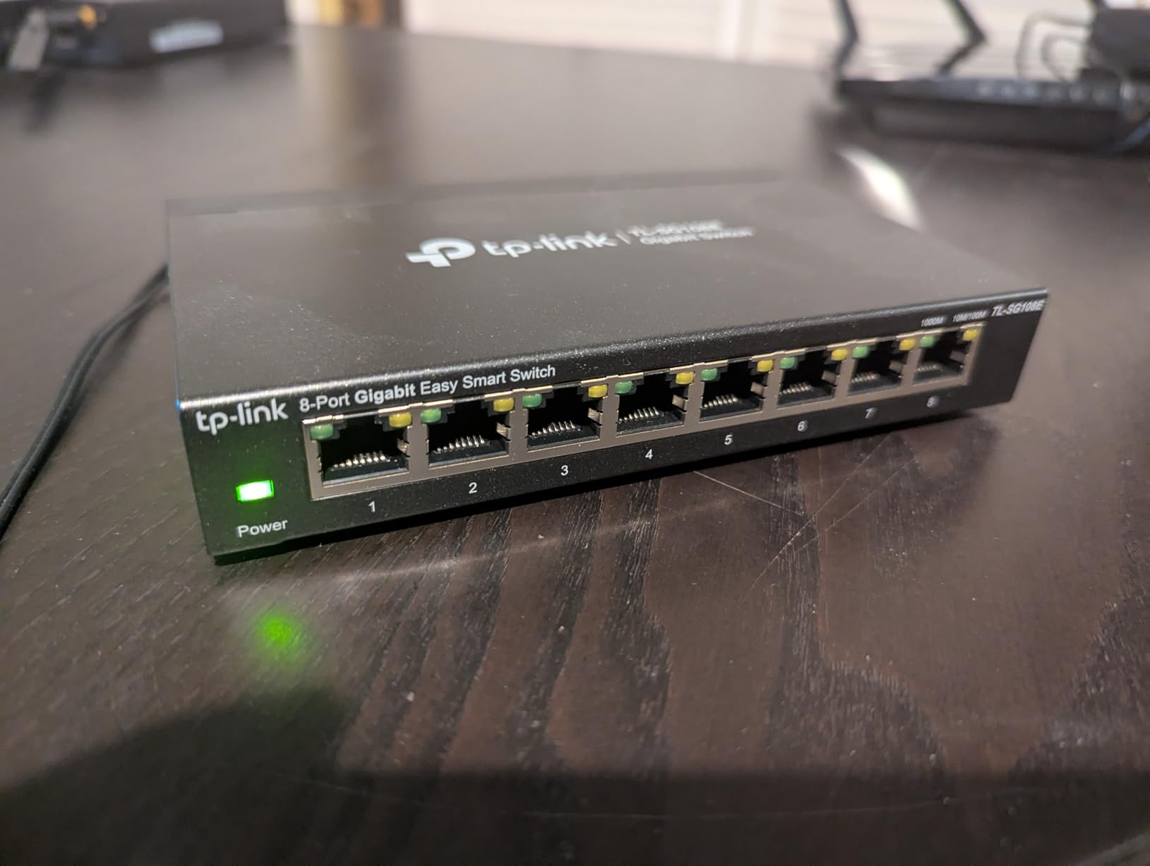 TP-Link 16 Port Gigabit Switch | Easy Smart Managed | Plug & Play | Limited Lifetime Protection | Desktop/Wall-Mount | Sturdy Metal w/ Shielded Ports | Support QoS, Vlan, IGMP and LAG (TL-SG116E) customer photo 1