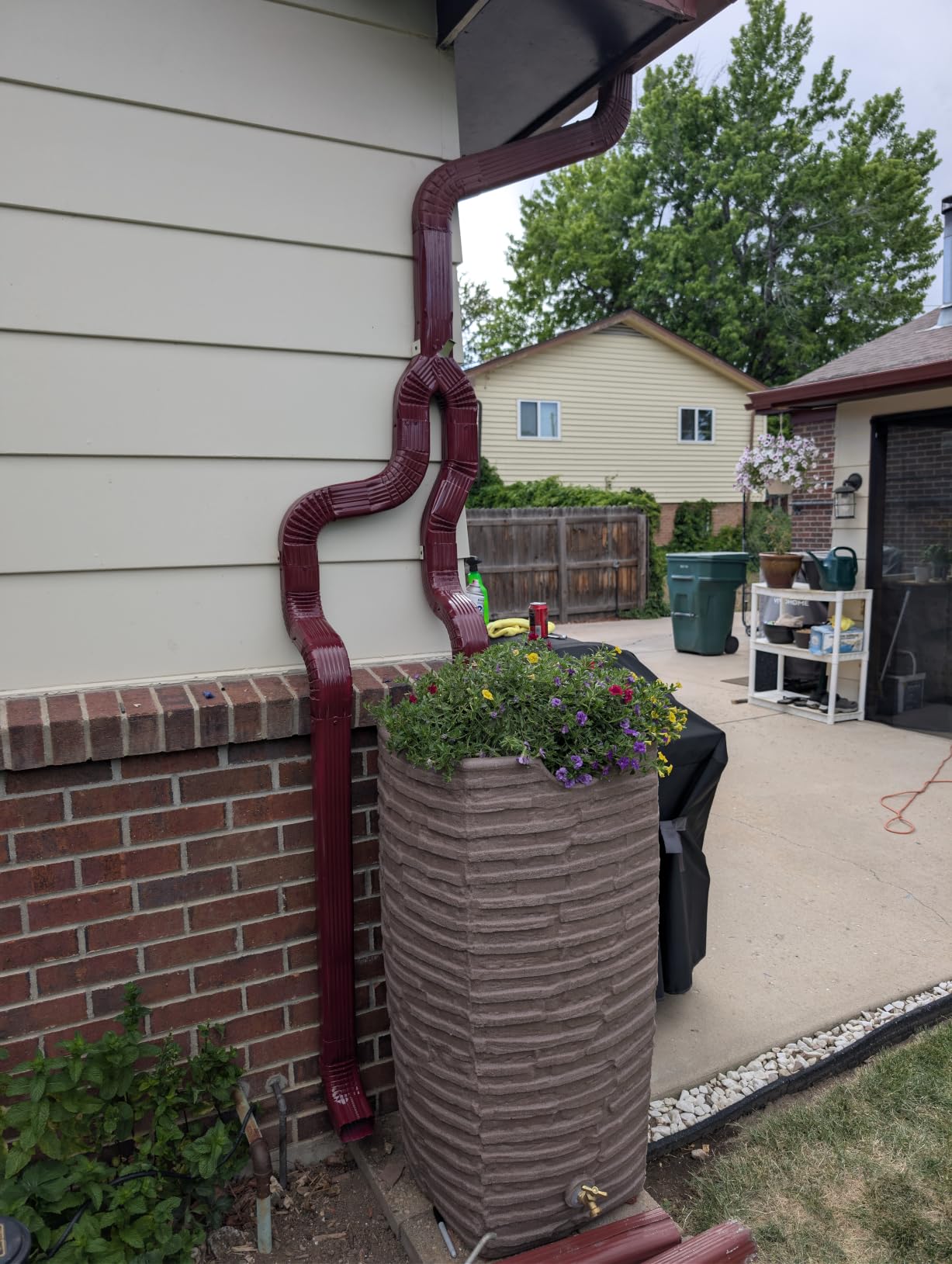Good Ideas Impressions Riverwalk Rain Water Collection Barrel, 50 Gallon customer photo 2